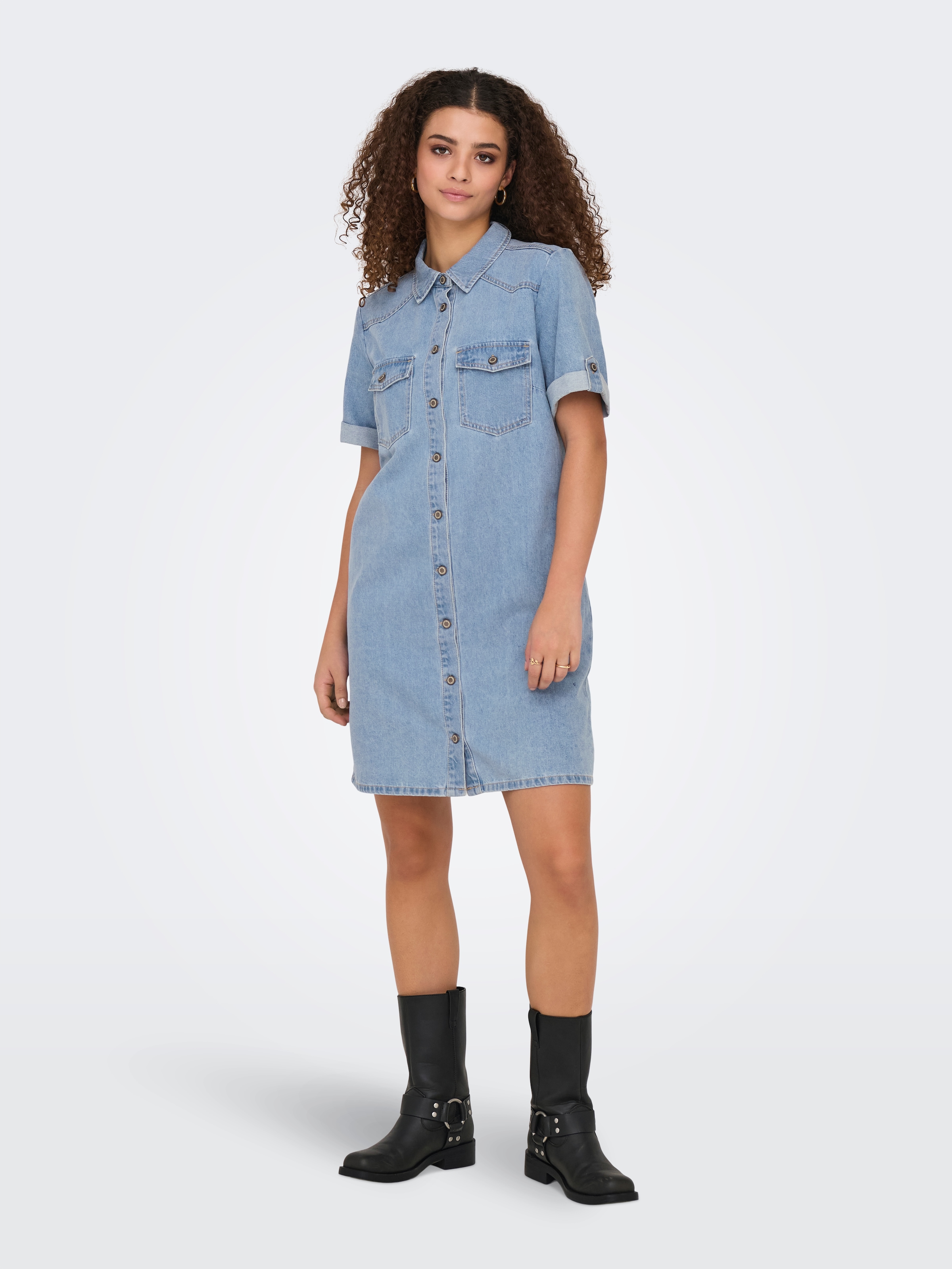 Image of ONLY Jeanskleid "ONLLISA – Denimkleid mit Knopfleiste und Brusttaschen" Brusttaschen Baumwollmischung