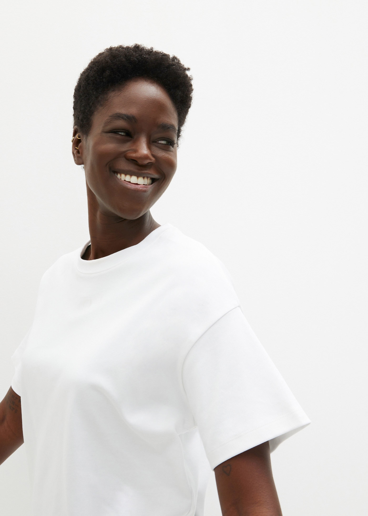 Image of bonprix Oversize-Shirt Oversize-Passform, Halbarm, aus Baumwolle