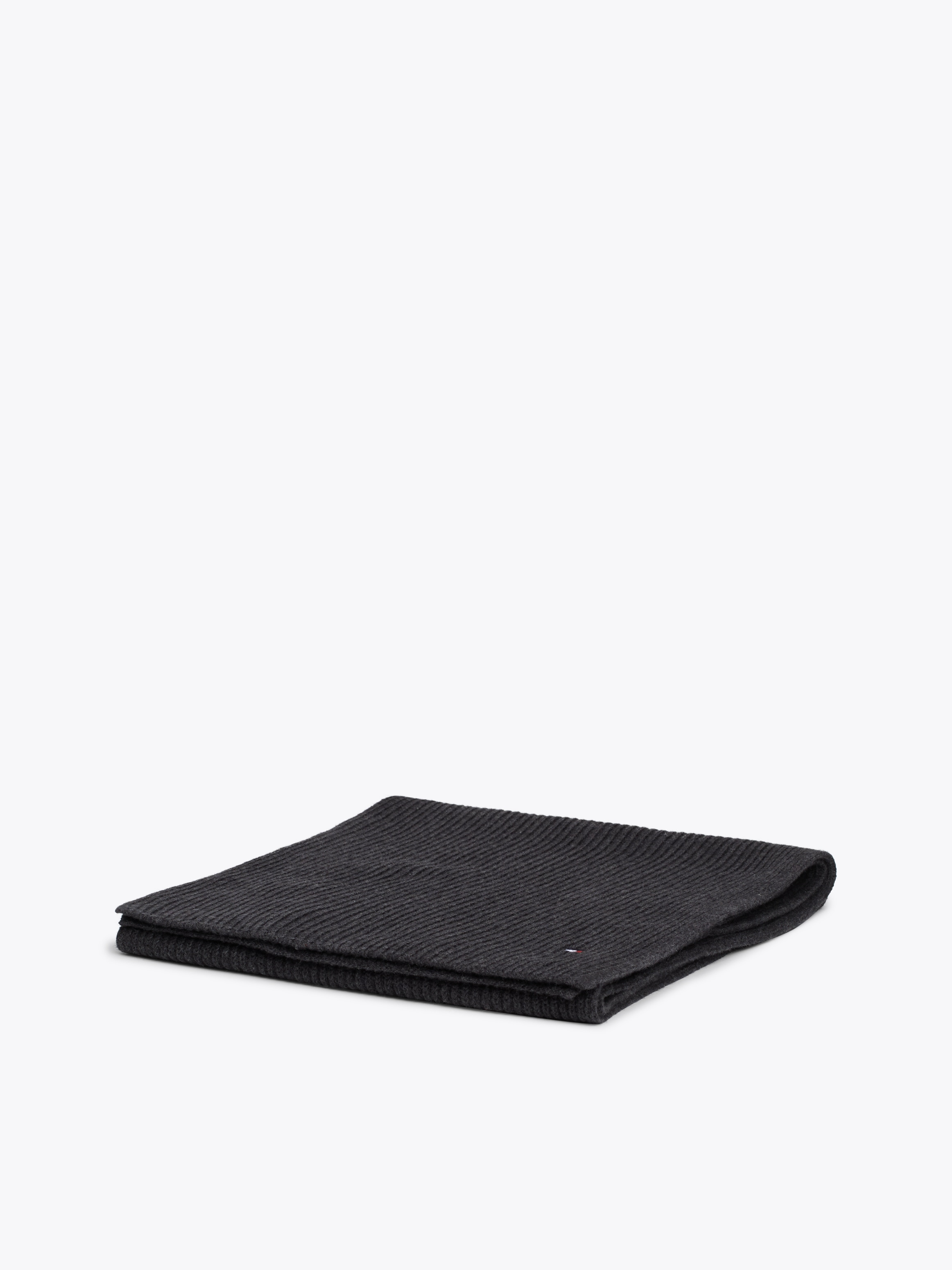 Tommy Hilfiger Strickschal »TH FLAG PIMA COTTON CASH SCARF« mit Logostickerei, mit Kaschmiranteil Unisex