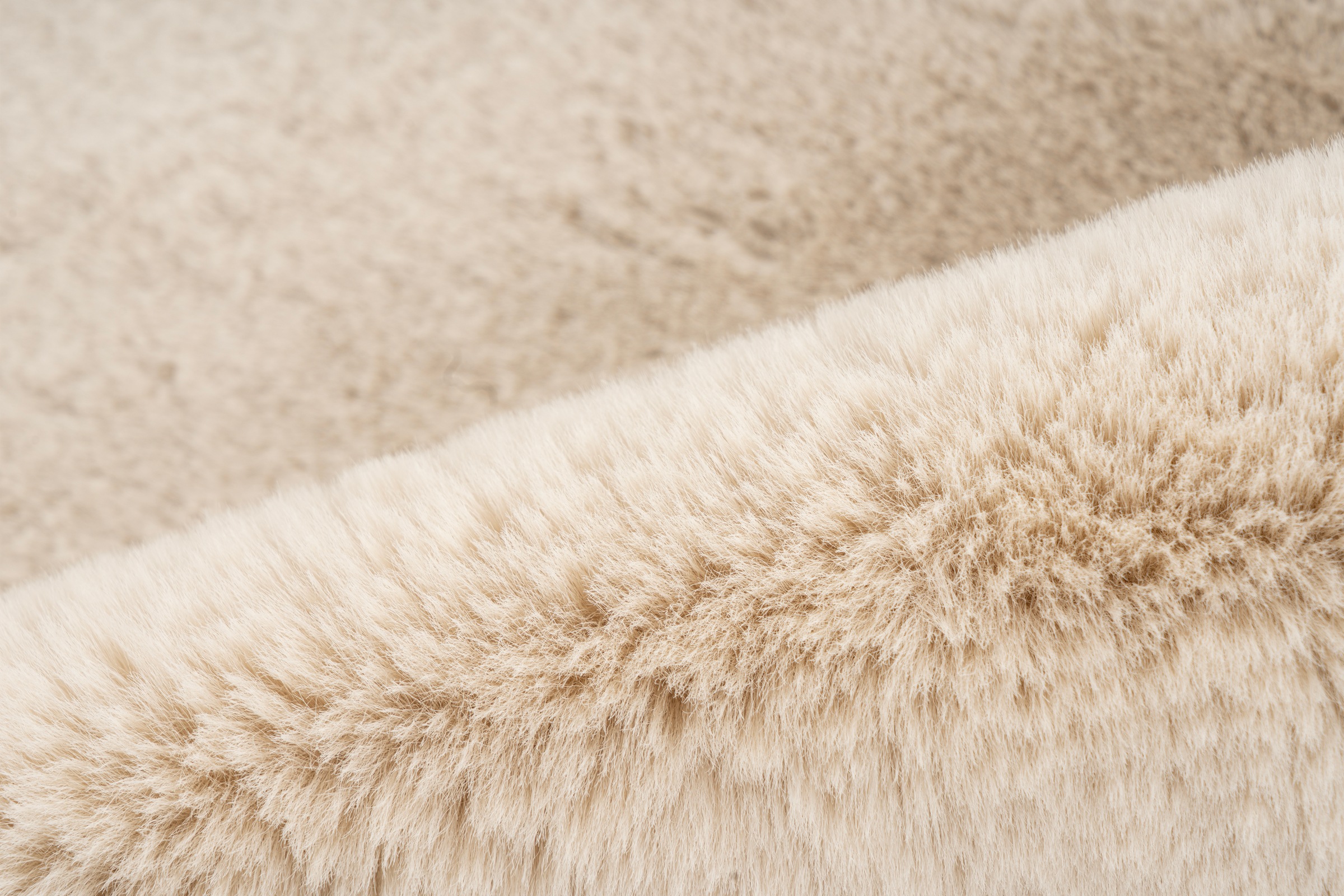 Kayoom Tapis à poils longs »Boundless 226« En forme de peau d'animal 40 mm Höhe Hochflor, Modernes Muster, Deko, Fussbodenheizungsgeeignet, Wohnzimmer