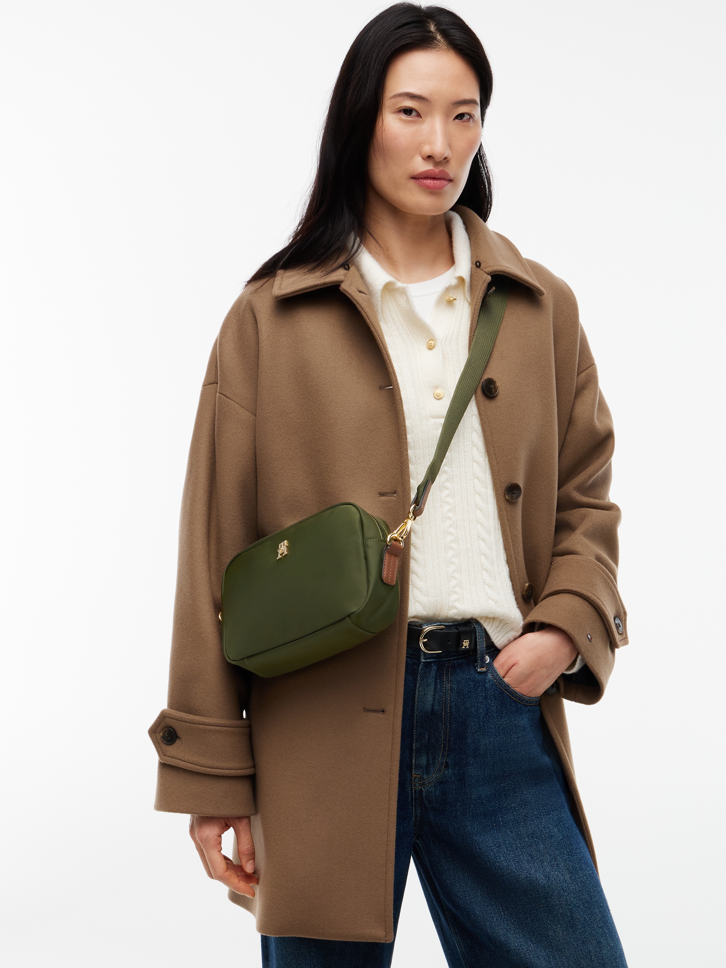 Tommy Hilfiger Mini sac »POPETTE CAMERA BAG« Sac bandoulière femme, sac épaule avec élément bijou TH