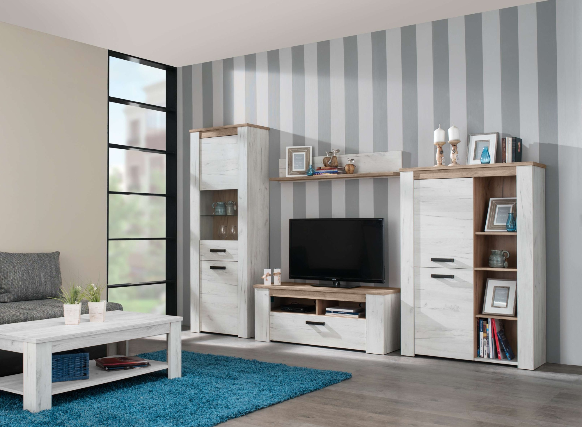 Home affaire Lowboard »Kent TV-Sideoard 120 cm, mit zwei geschlossenen Fächern« TV-Kommode mit viel Platz, für moderne Fernseher in jedem Wohnzimmer