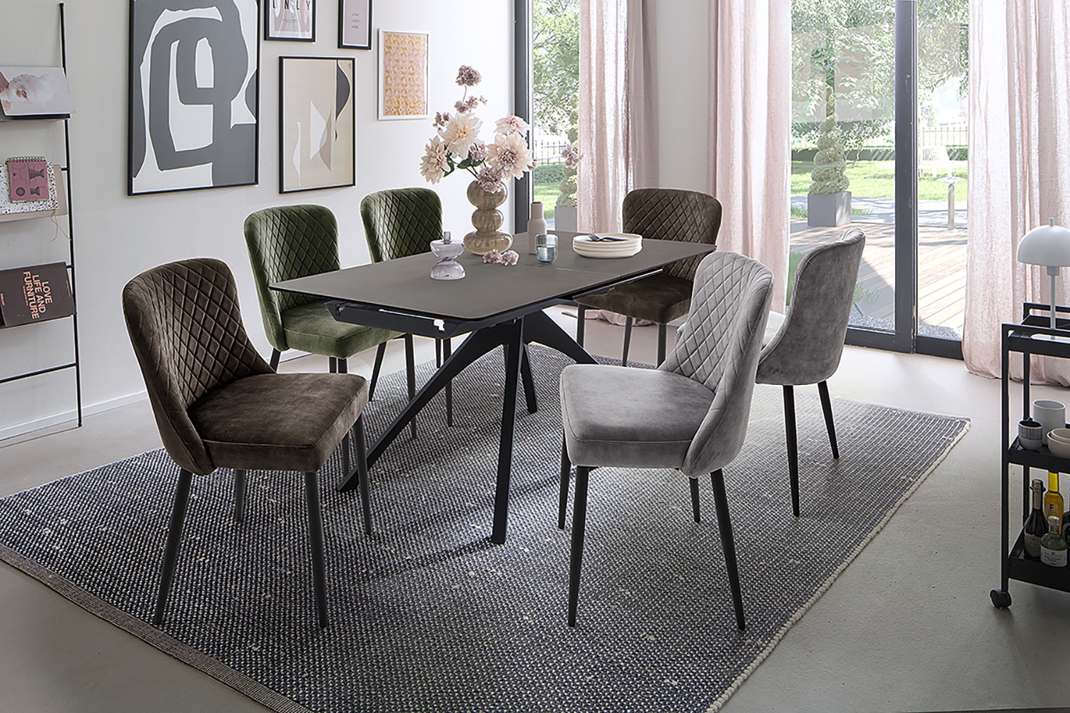 MCA furniture 4-Fussstuhl »ABOSHI Esszimmerstuhl (4er Set)«, (Set), 4 St., Veloursstoff, Taschenfederkern, Metall schwarz,Vintage-Veloursoptik,belastbar 120 kg