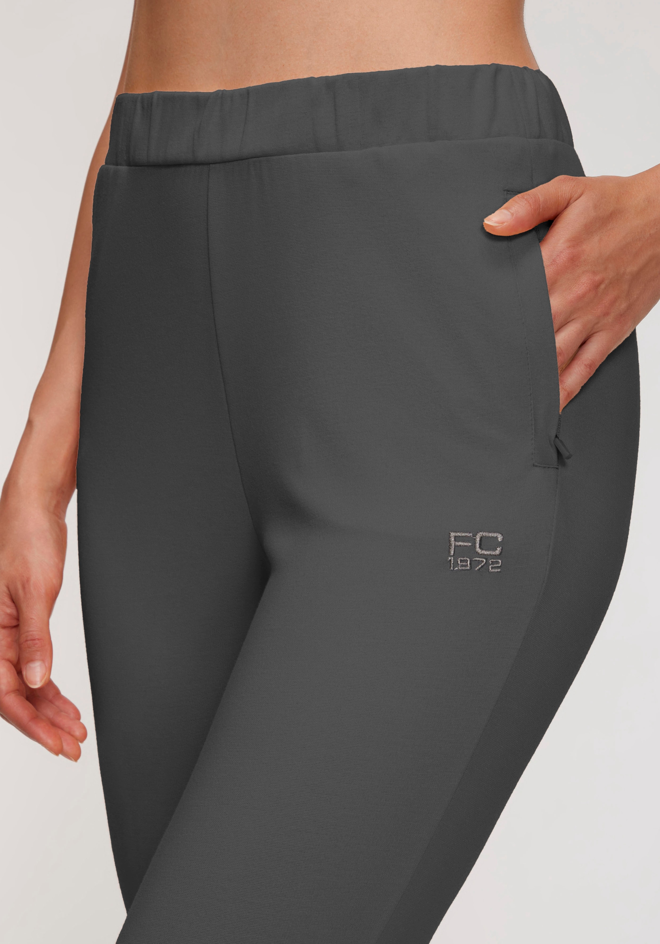 French Connection Loungepants, schmale sportive Form, weich fliessend