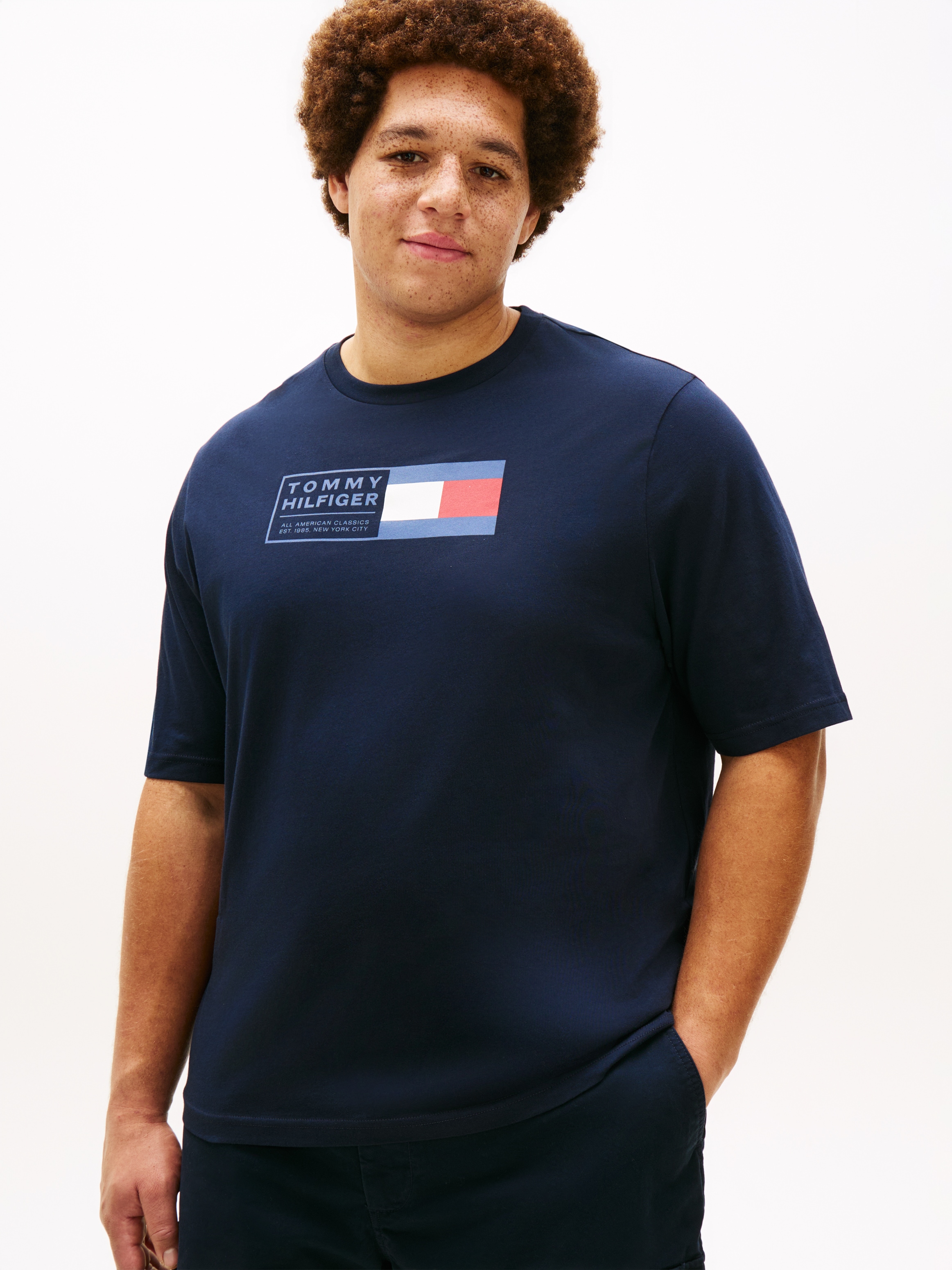 Tommy Hilfiger Big & Tall T-shirt »BRAND LOVE TEXT« Regular fit für grosse Grössen