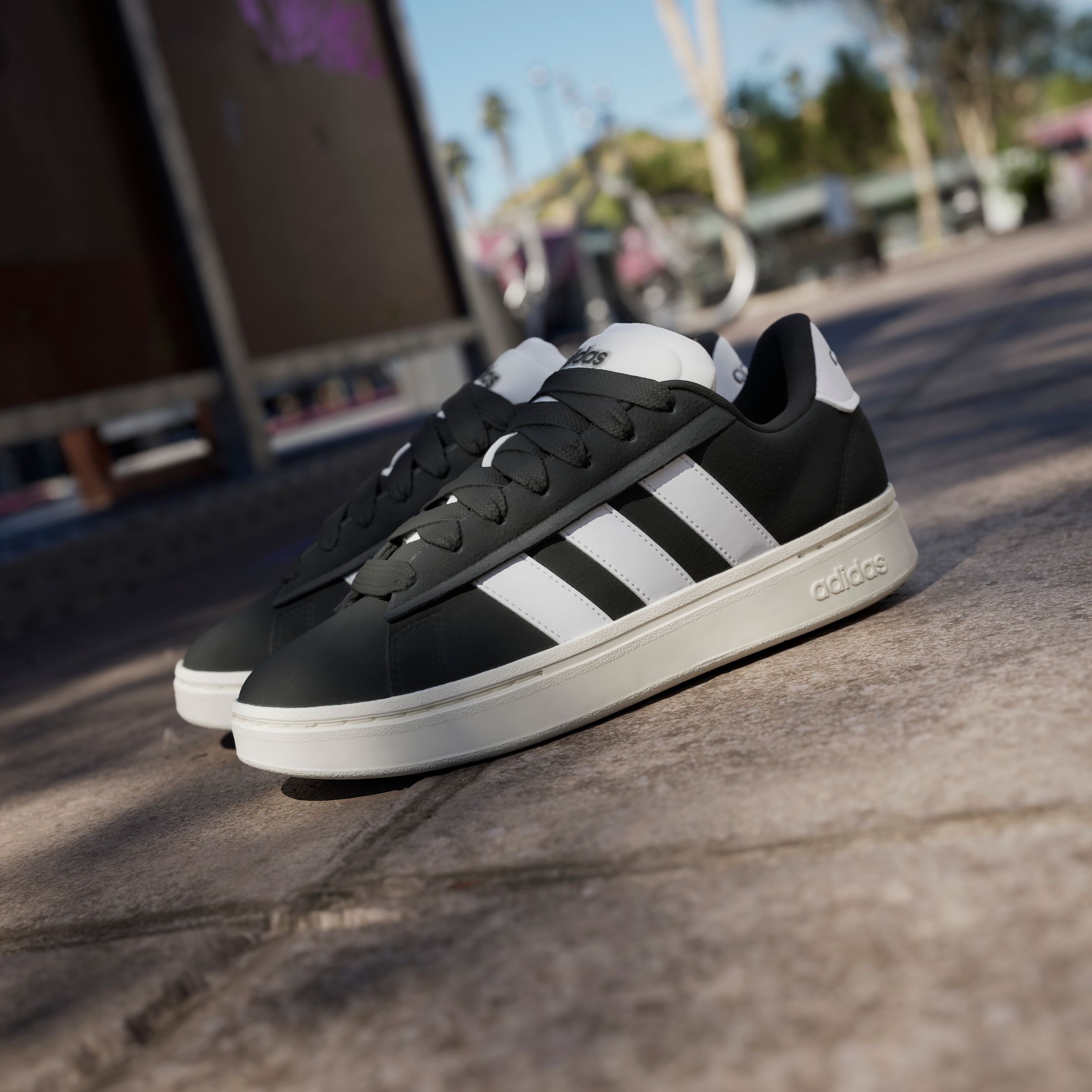 adidas Sportswear Sneaker »GRAND COURT ALPHA«  Design inspiriert vom adidas Campus 00