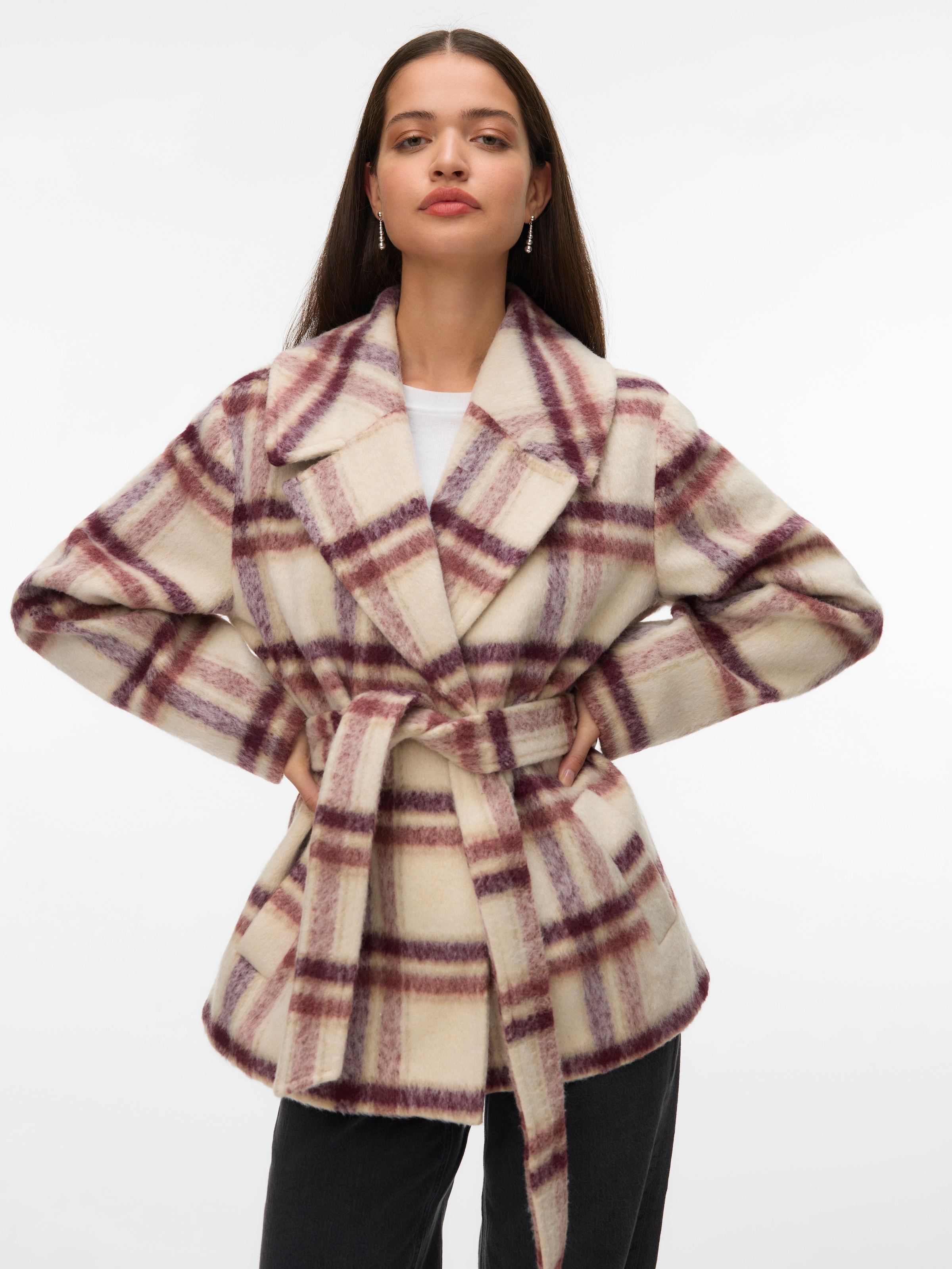 Image of Vero Moda Kurzjacke "VMVERA SHIRLEY CHECK JACKET BOO"