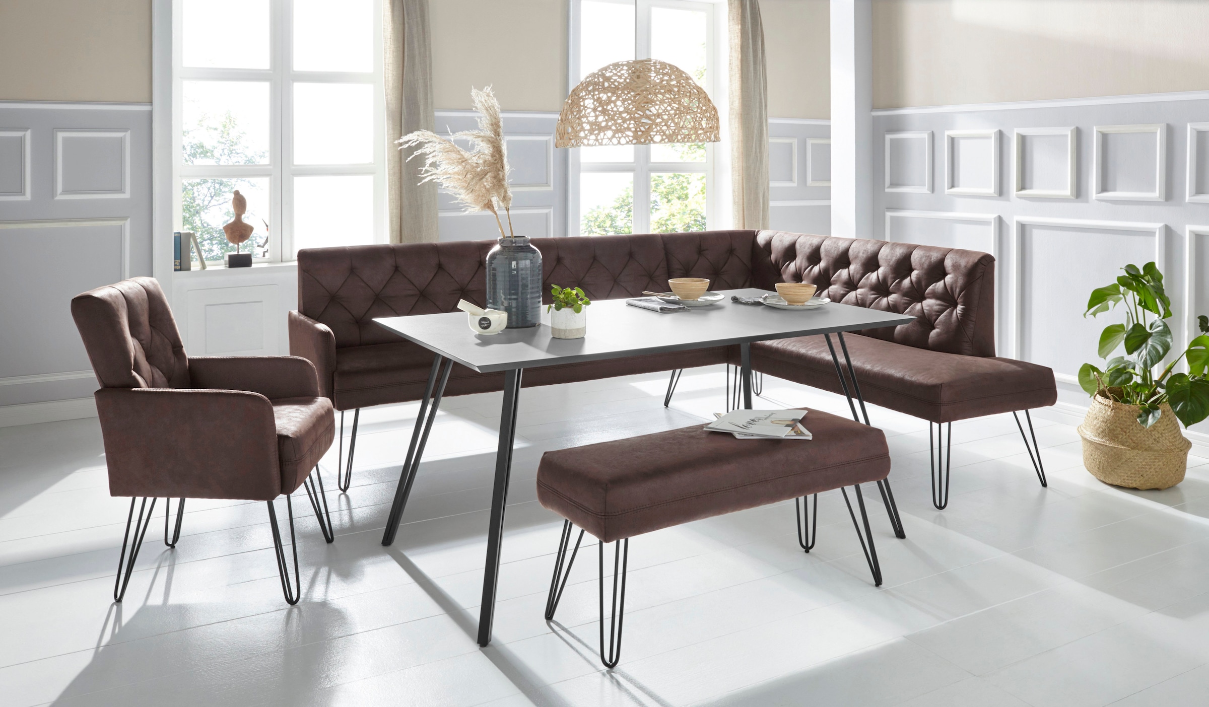 exxpo - sofa fashion Eckbank »Doppio, Chesterfield Optik, komfortabel und bequem, hohe Designfüsse«, Frei im Raum stellbar