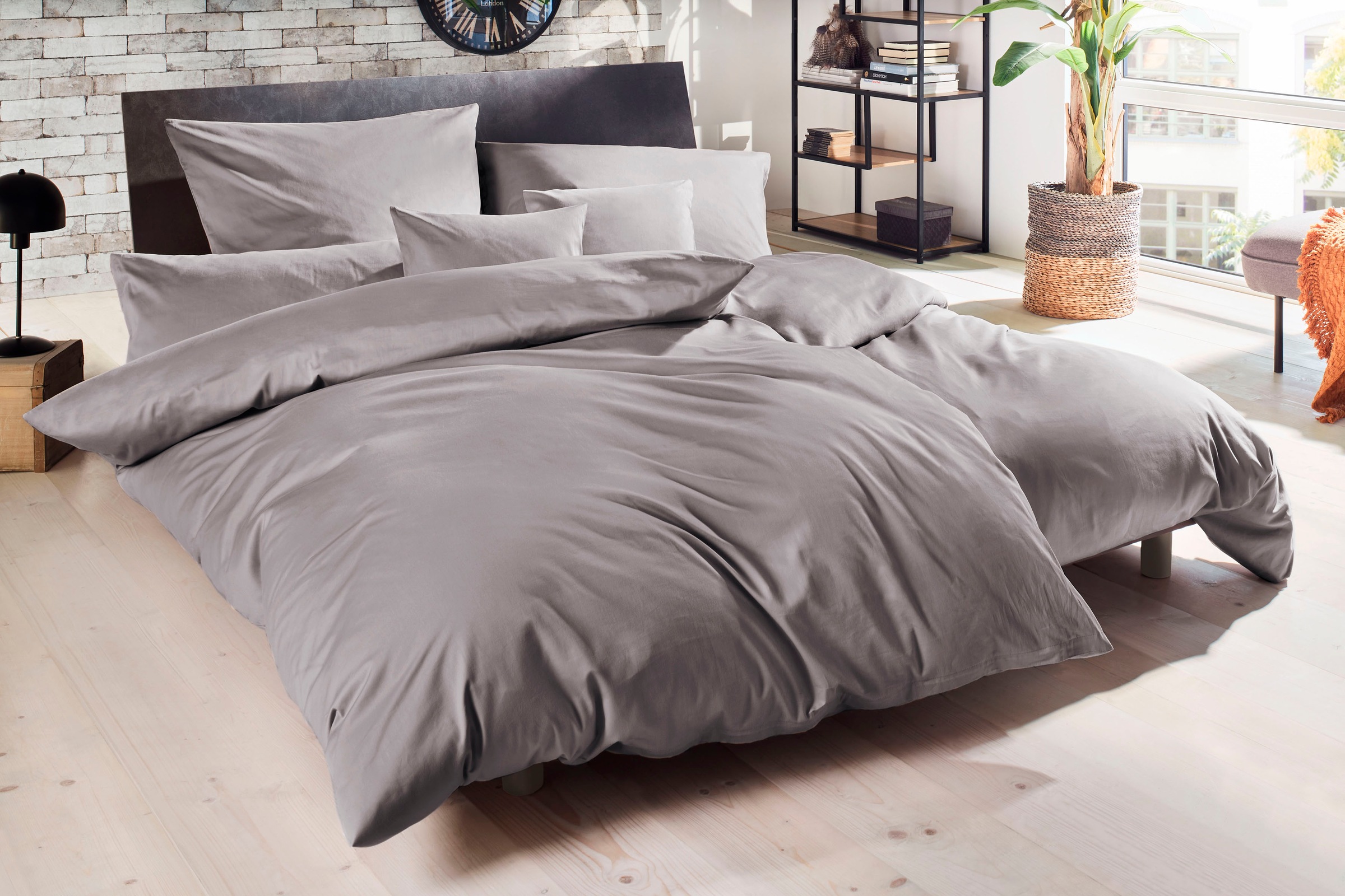 Primera Bettwäsche »Uni Luxus-Satin in Gr. 135x200, 155x220 oder 200x200 cm«, Bettwäsche aus Baumwolle, unifarbene Bettwäsche mit Reissverschluss