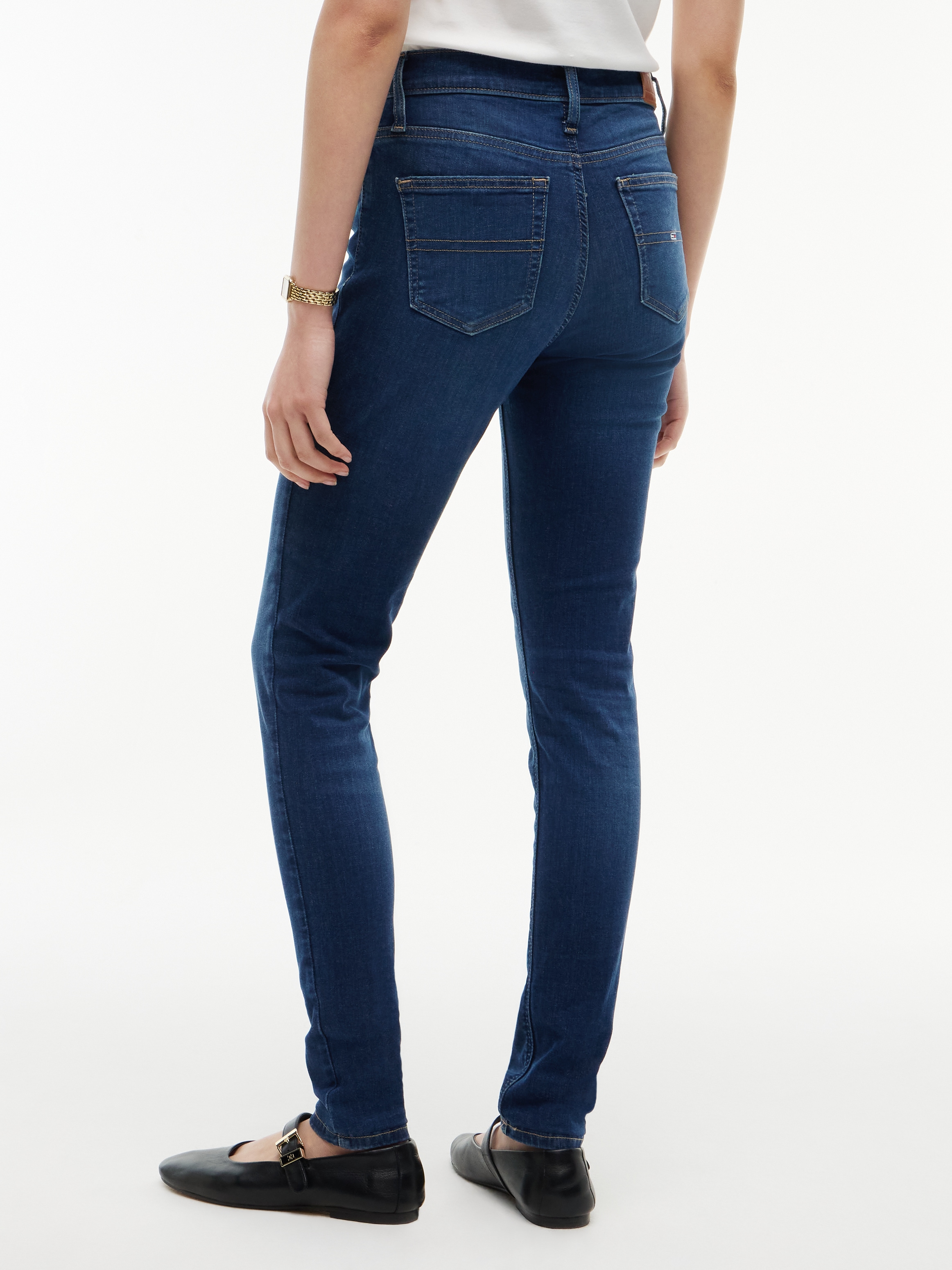 Tommy Jeans Skinny-fit-Jeans »NORA MID RISE« mit Waschung, Logo-Badge