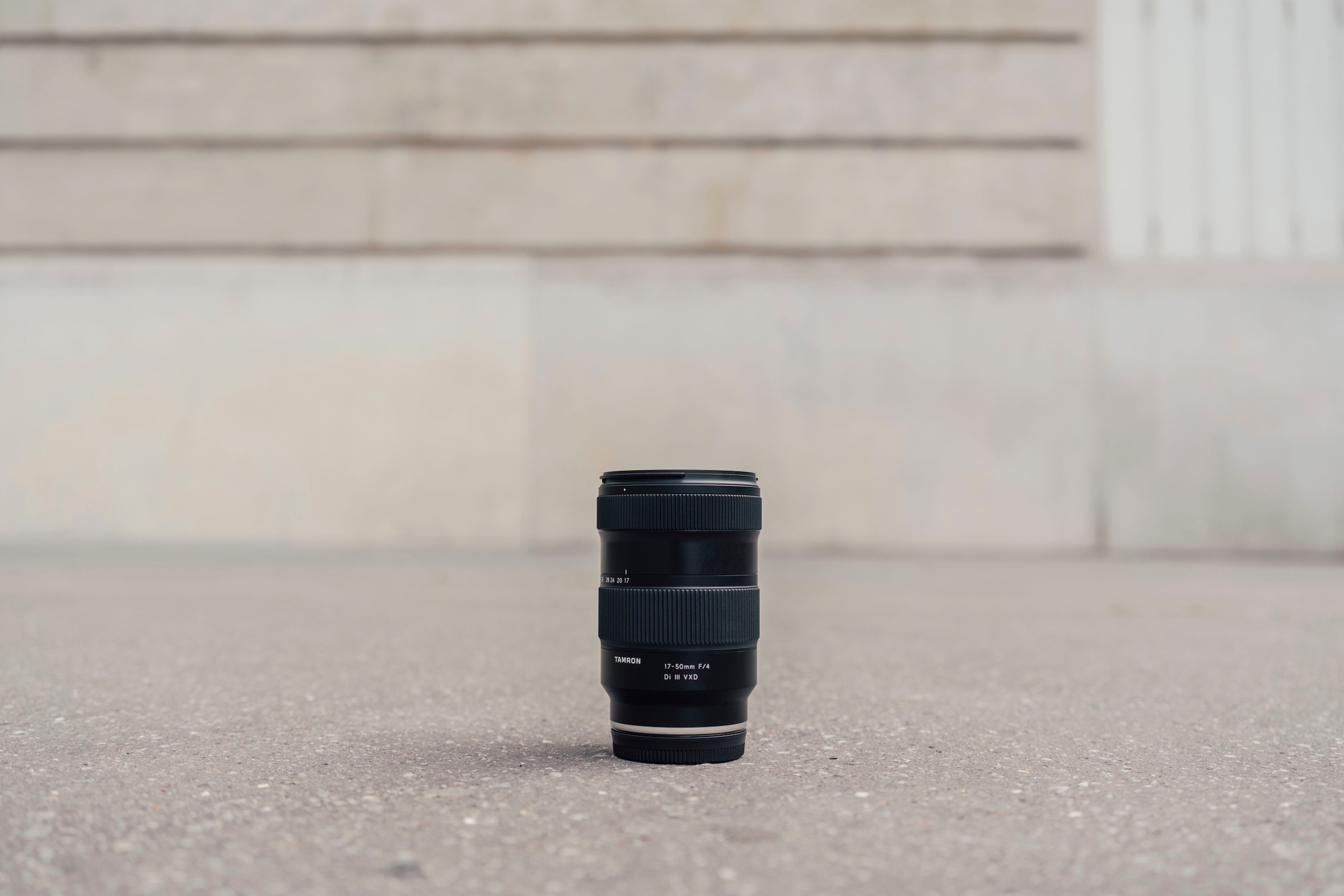 Tamron Zoomobjektiv »17-50mm F/4 Di III VXD (Modell A068) Vollformat für Sony E-Mount«
