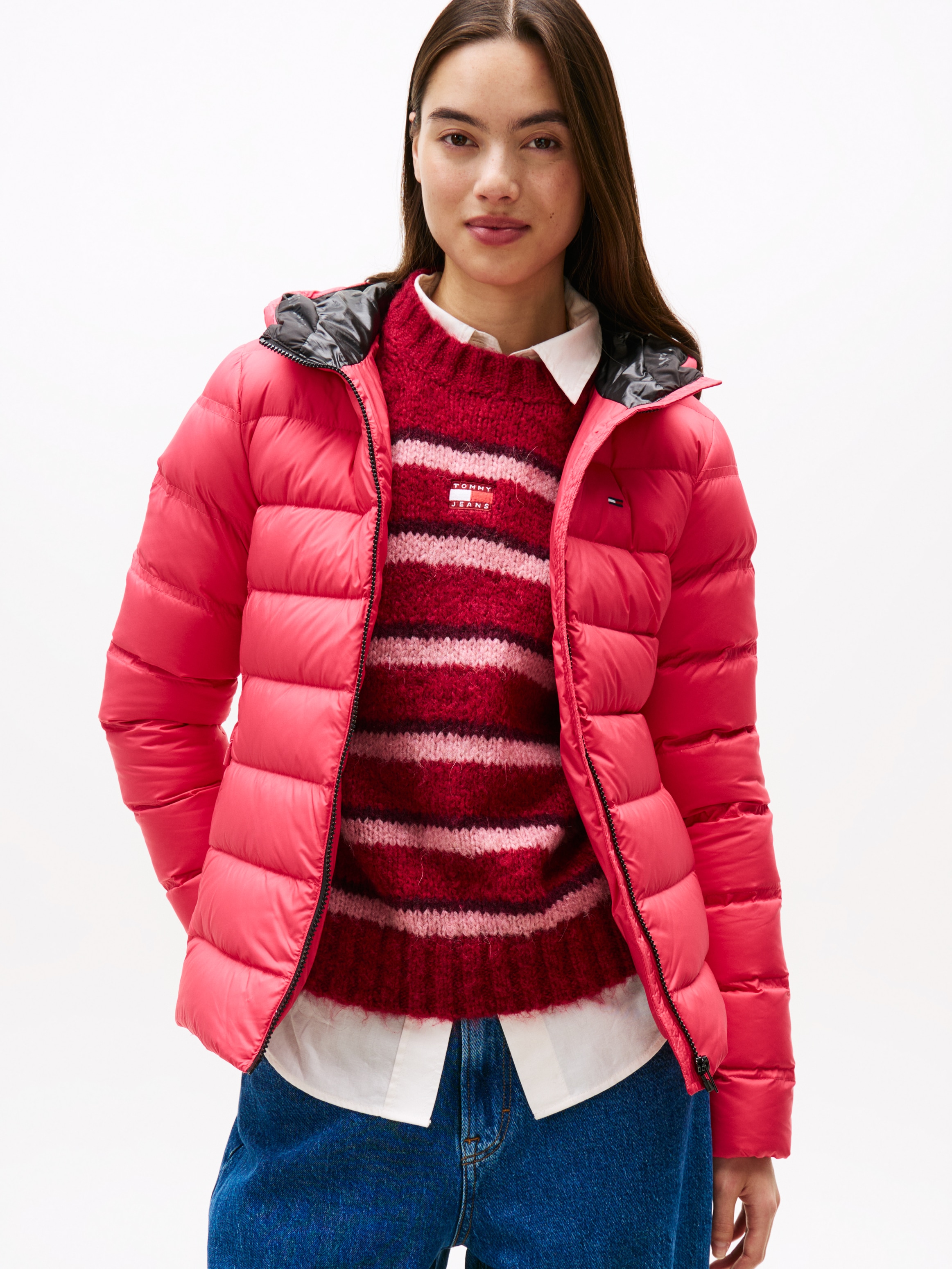 Image of Tommy Jeans Steppjacke "TJW SLIM HOOD PRNT DOWN JCKT EXT" mit Kapuze