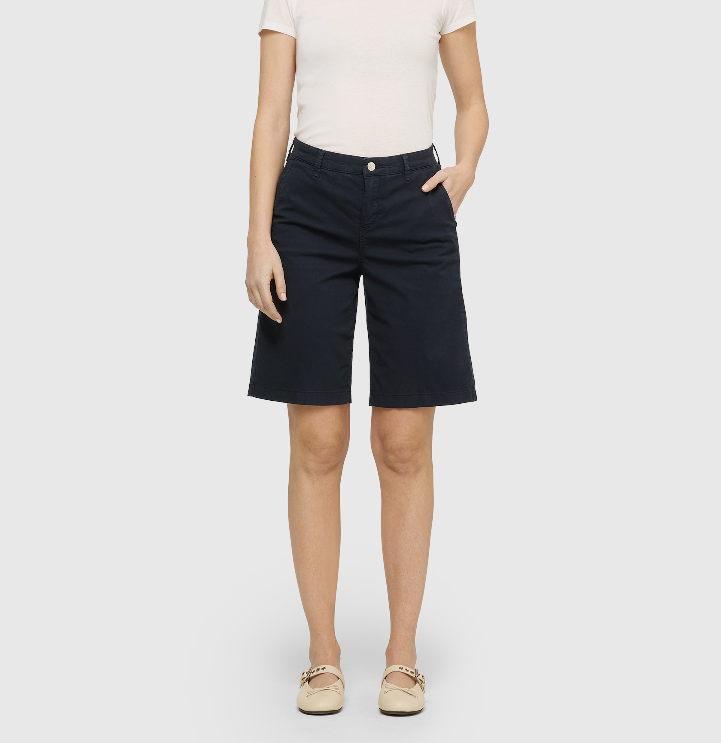 MAC Bermuda »CHINO Bermuda«  jambe large, avec foulard décoratif