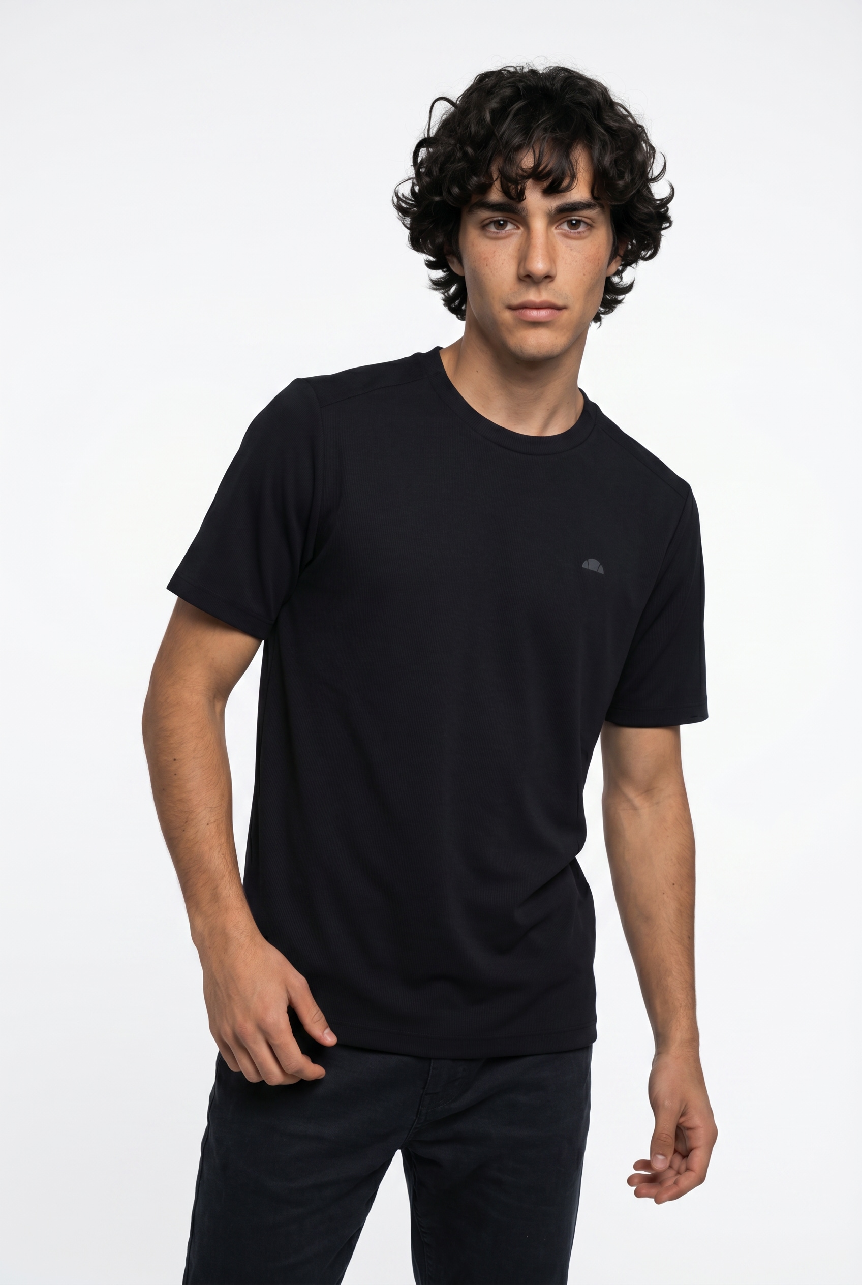 Image of Ellesse Funktionsshirt "TELLER TEE" mit Rundhalsausschnitt, aus Polyamid und Elasthan, Kurzarm