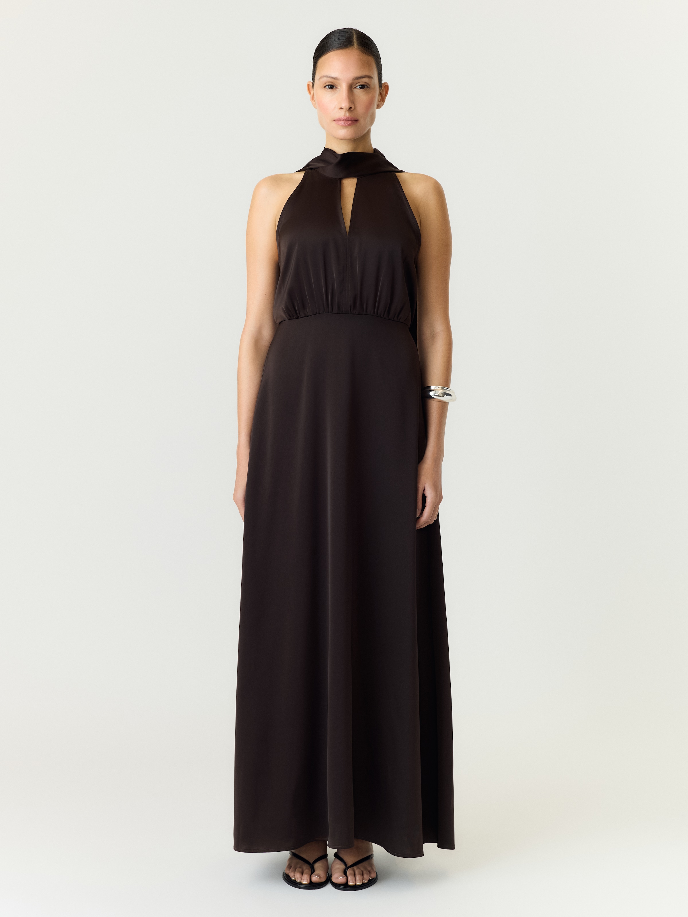 Y.A.S Maxi robe »YASTHEA SL MAXI DRESS S. NOOS« mélange de matériaux, coupe régulière