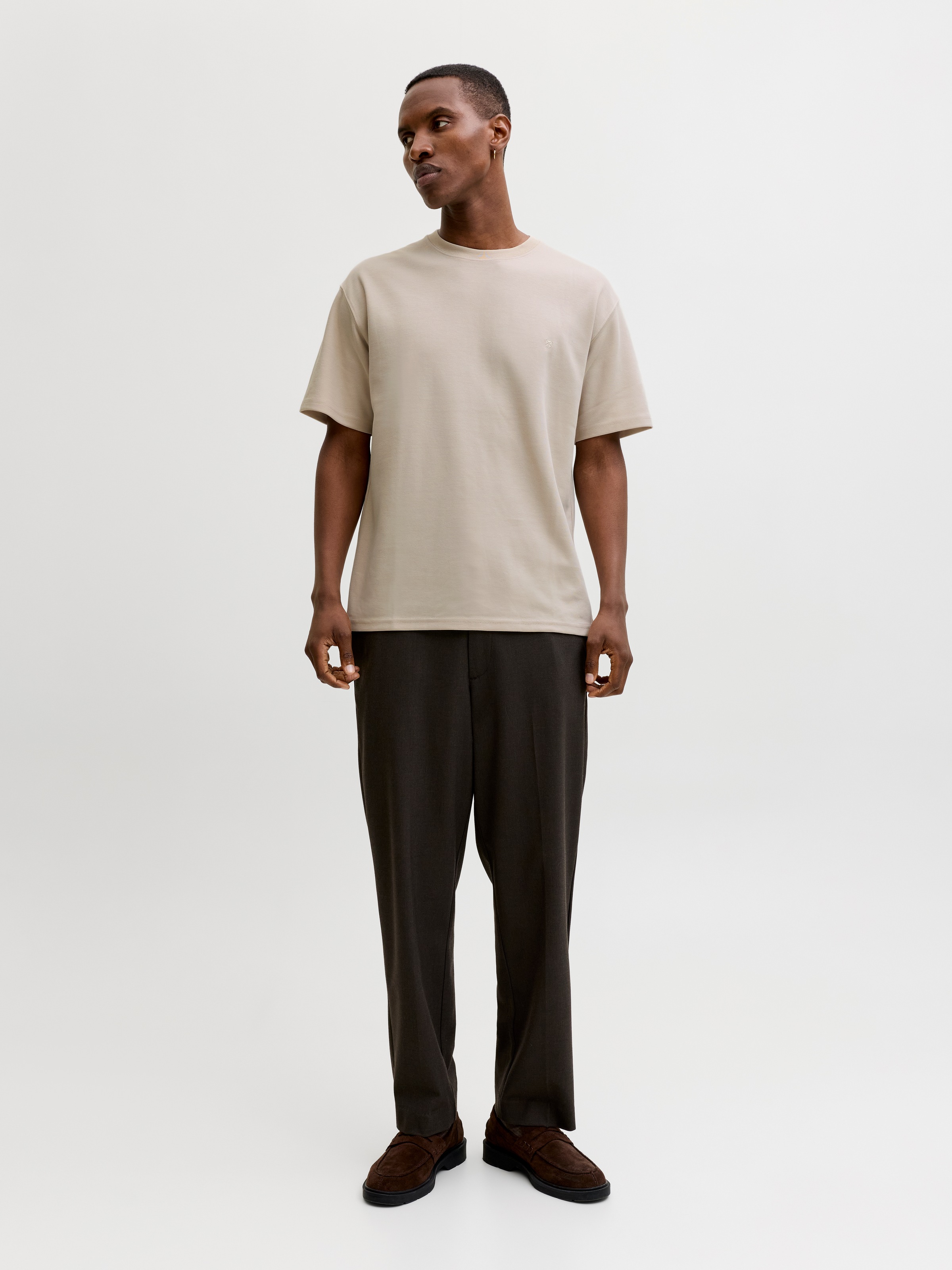 Jack & Jones T-shirt à manches courtes »JPRBLAETHAN SS LOGO TEE SN« mélange de matériaux, coupe régulière