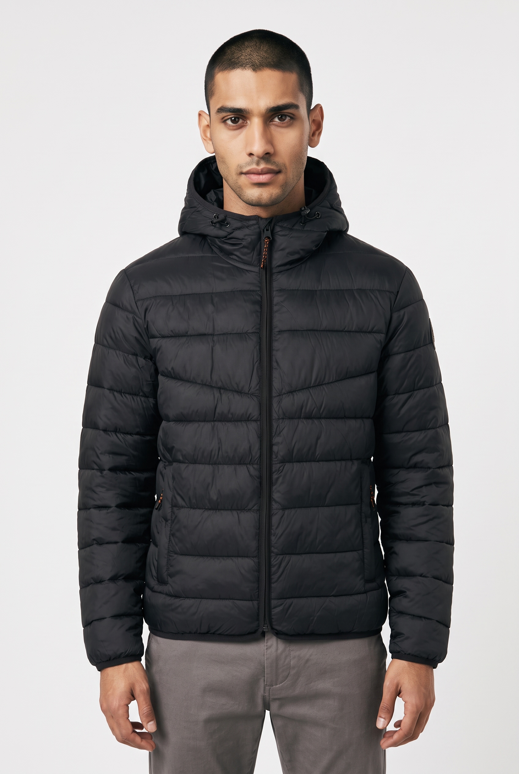 Napapijri Veste matelassée »AERONS H 4 BLACK BEAUTY« au style sportif, adapté pour le sport et le temps libre