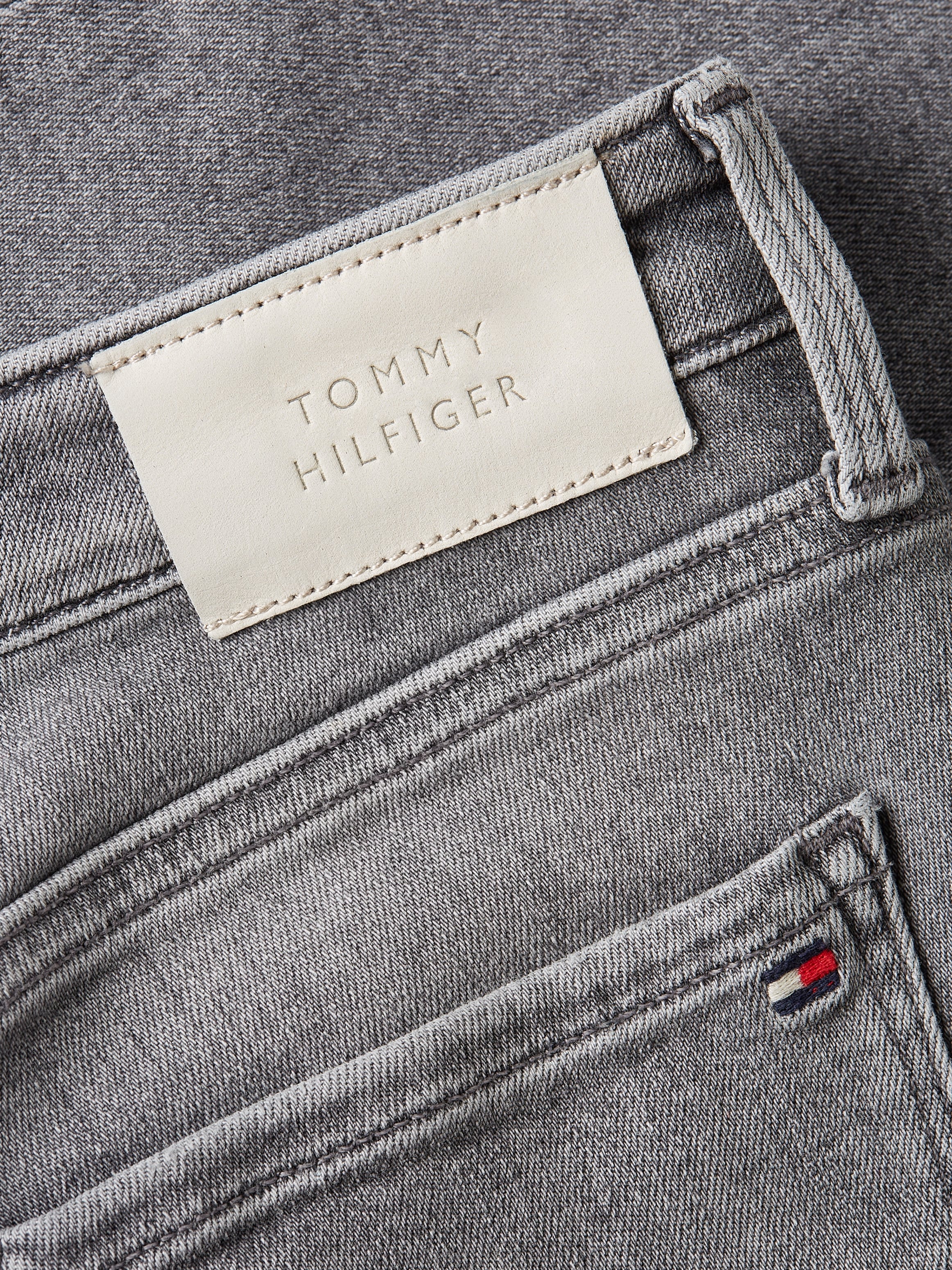 Tommy Hilfiger Skinny-fit-Jeans »TH FLEX COMO SKINNY RW A IVY«, mit Tommy Hilfiger Logo-Badge