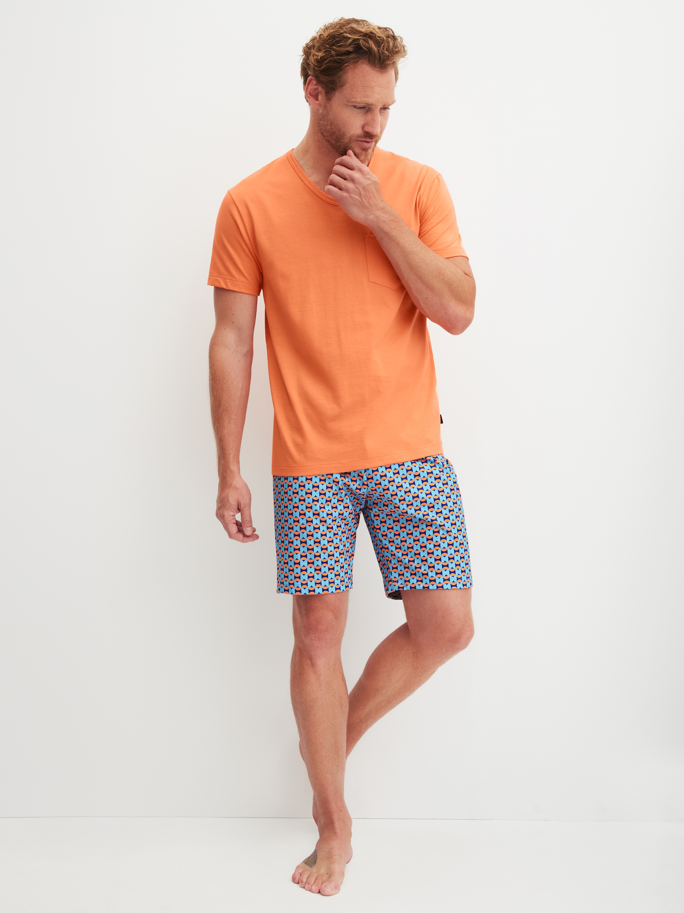 Image of CALIDA Shorty "Relax Imprint 4" 2 mit V-Ausschnitt und kurzen Ärmeln, Hose gemustert