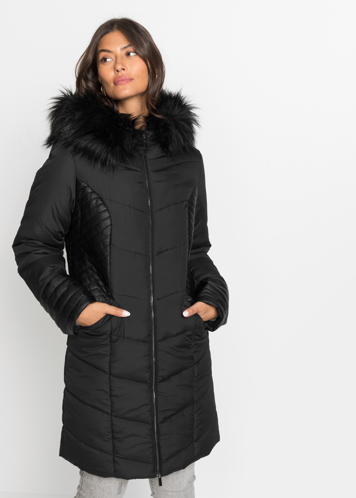 Image of bonprix Steppmantel Kapuze mit abnehmbarem Fellimitat, 2-Wege-Zipper