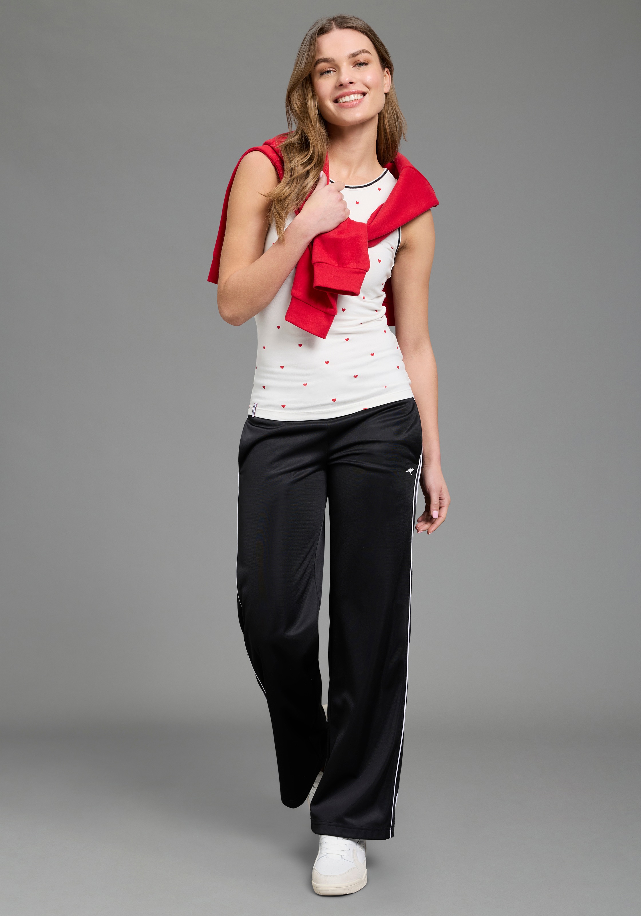 KangaROOS Trägertop figurbetonte Passform, hüftlange Länge, aus Baumwolle und Elasthan