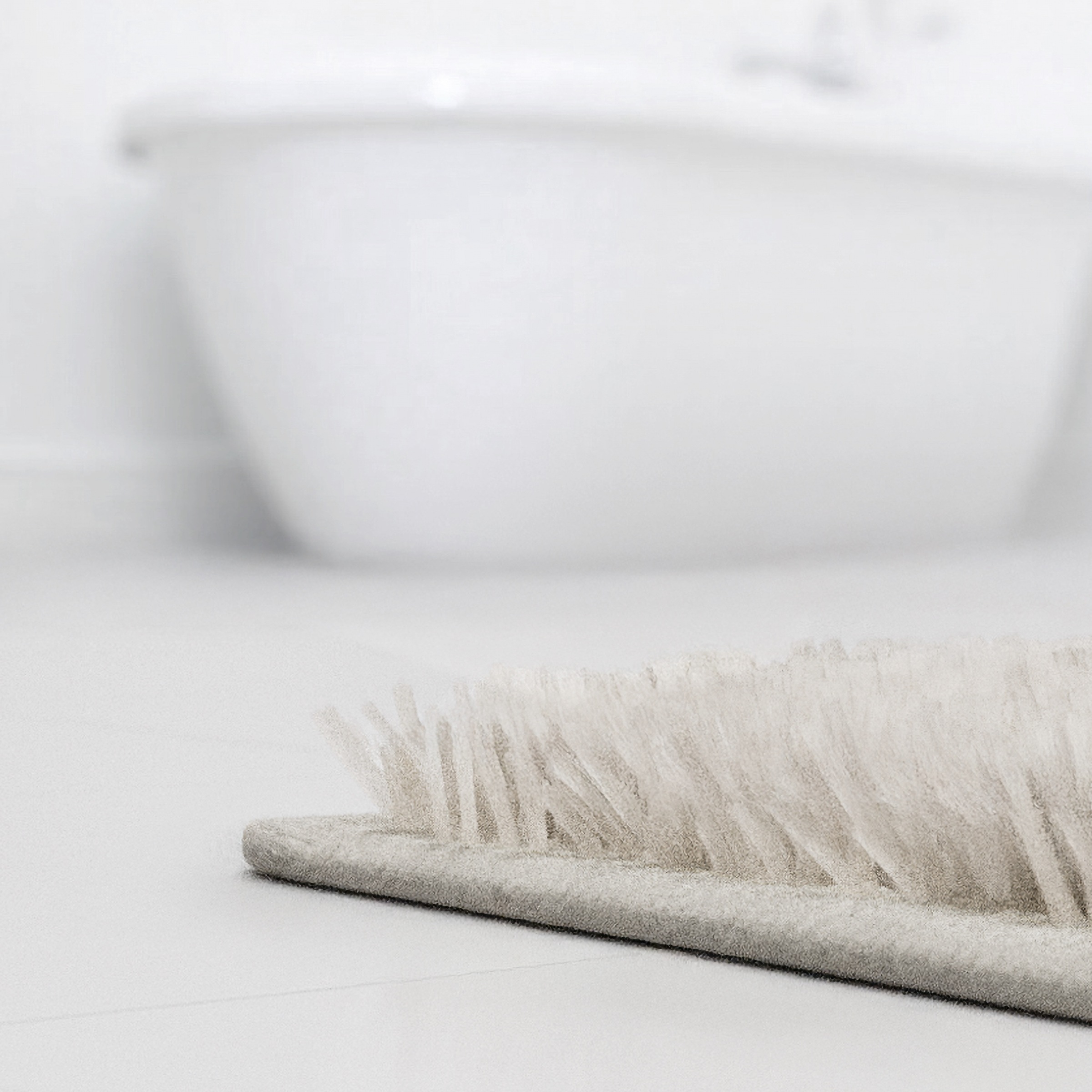 Grund Badematte »Levana«, rutschhemmend beschichtet, fussbodenheizungsgeeignet, Stilvolles Blattmotiv, 5 Jahre Garantie