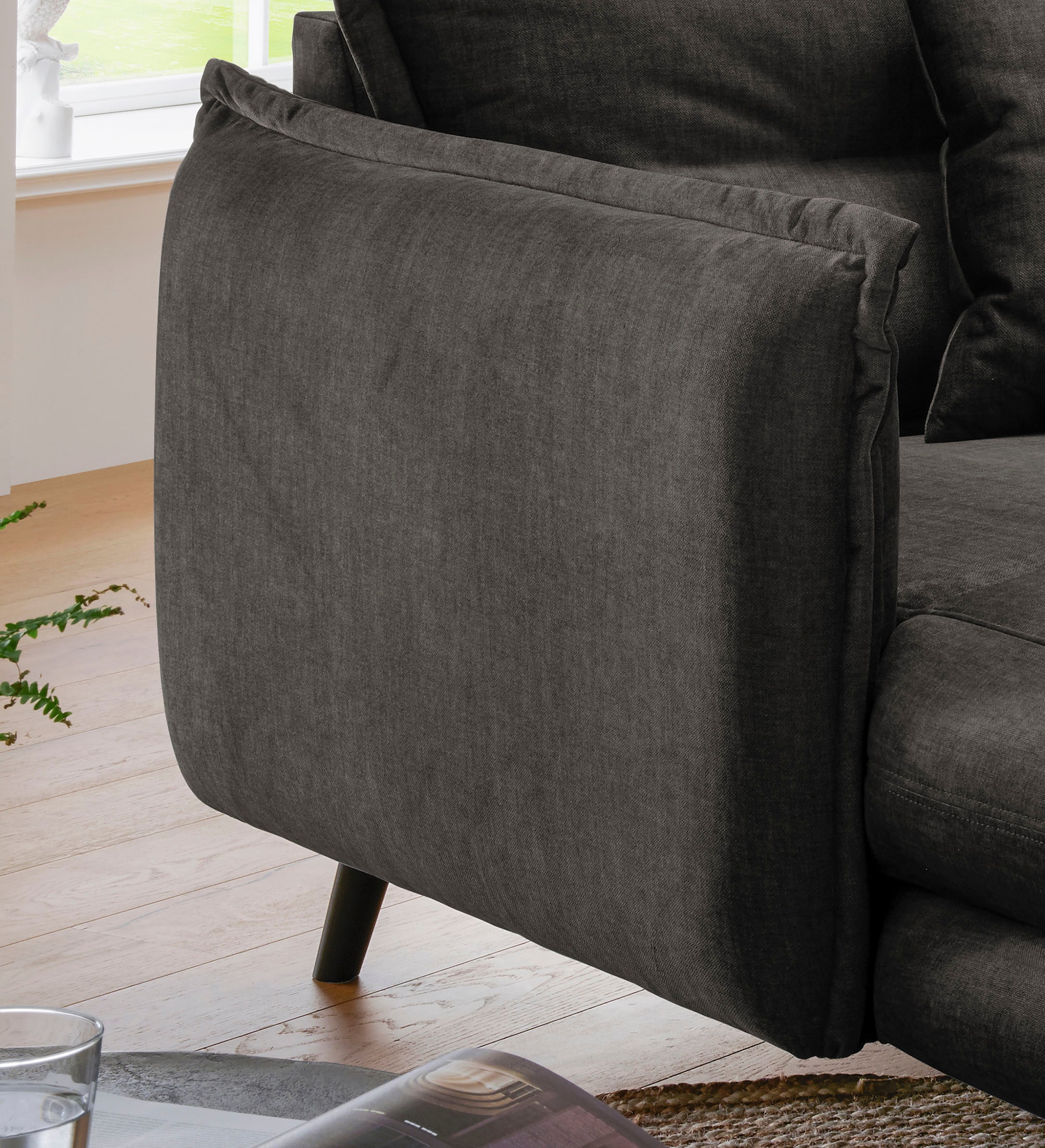 INOSIGN Loveseat »Lazio« moderner Sessel mit einer bequemen Polsterung, 2 Stk. Zierkissen
