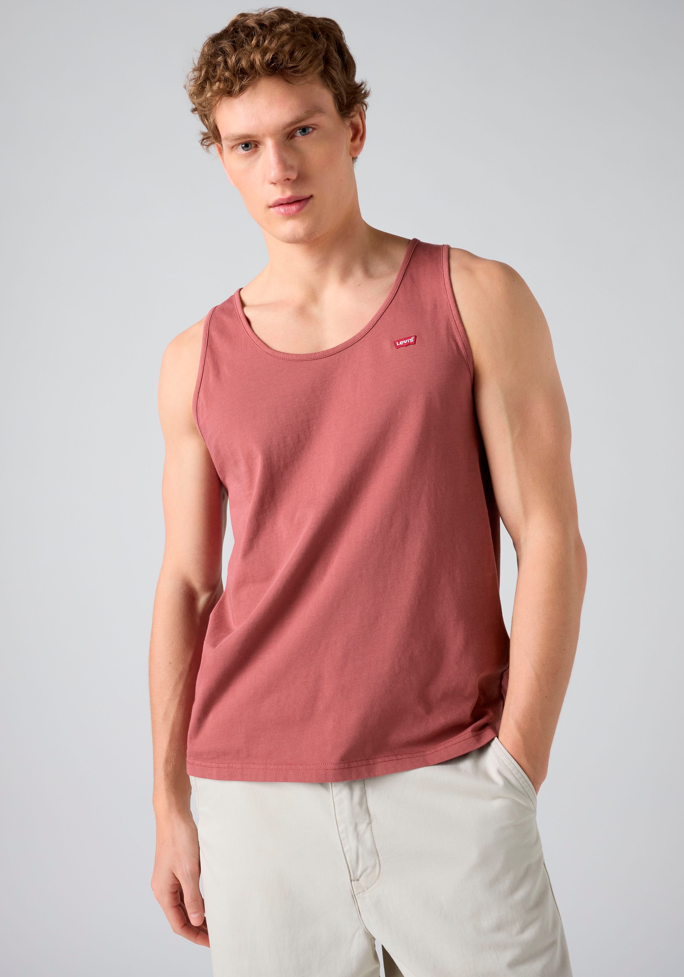 Levi's® Débardeur »LSE HOUSEMARK TANK« mit Logo Stickerei