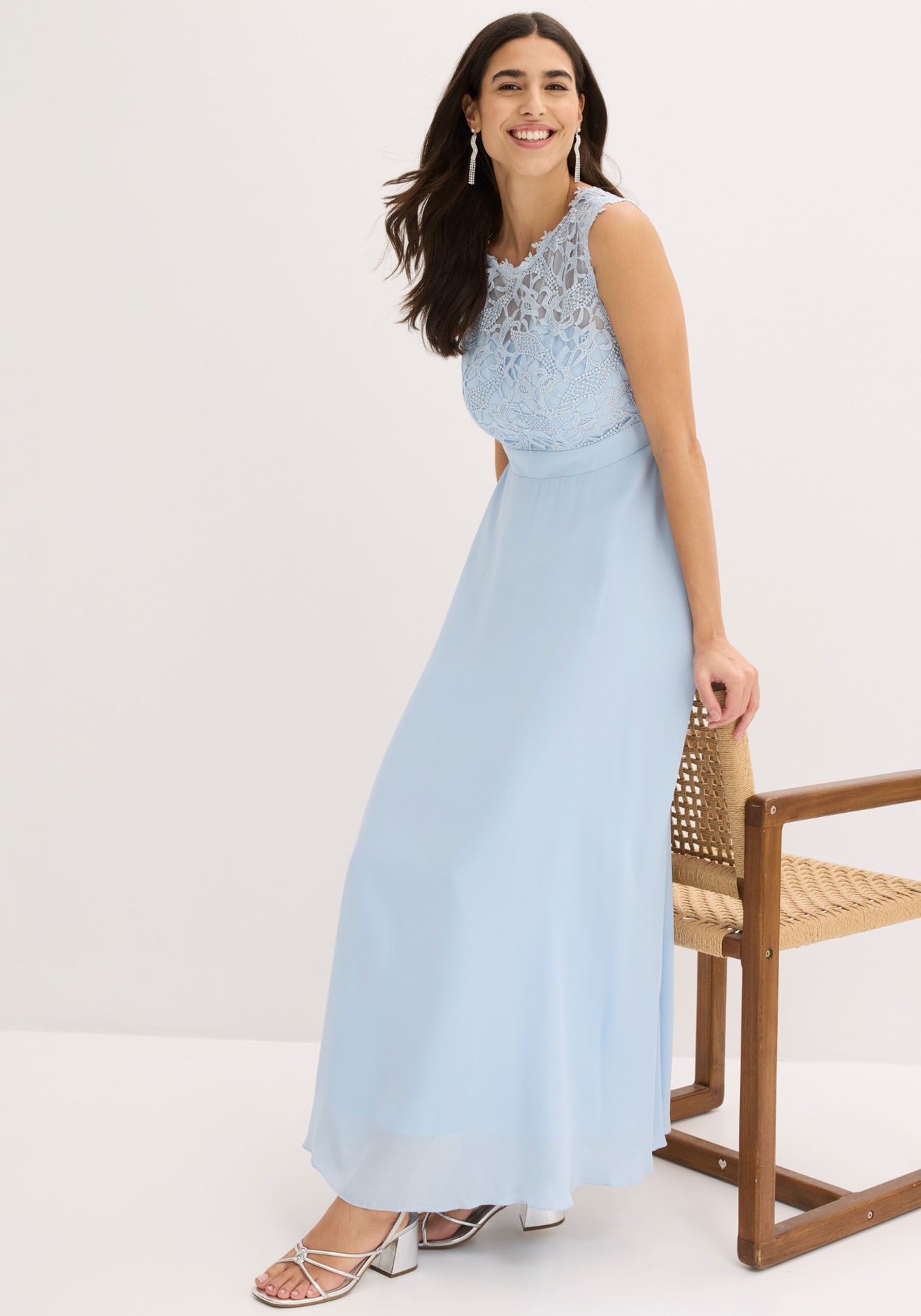bonprix Maxikleid »Maxikleid mit Spitze« für festliche Anlässe, vollständig gefüttert, taillierte Passform