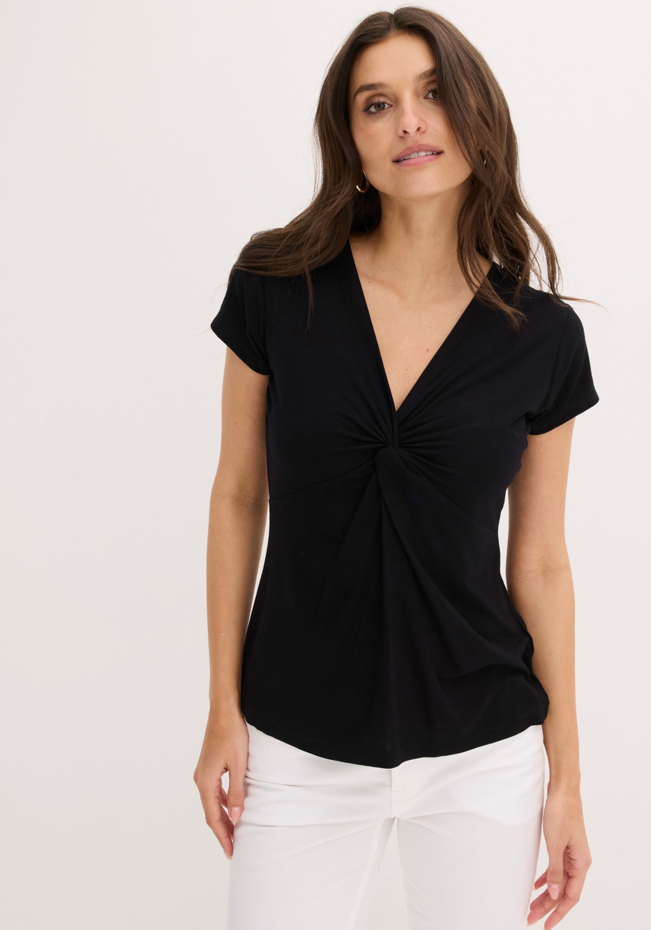 Image of bonprix T-Shirt bequeme Passform, Kurzarm-Design, mit Knoten-Detail