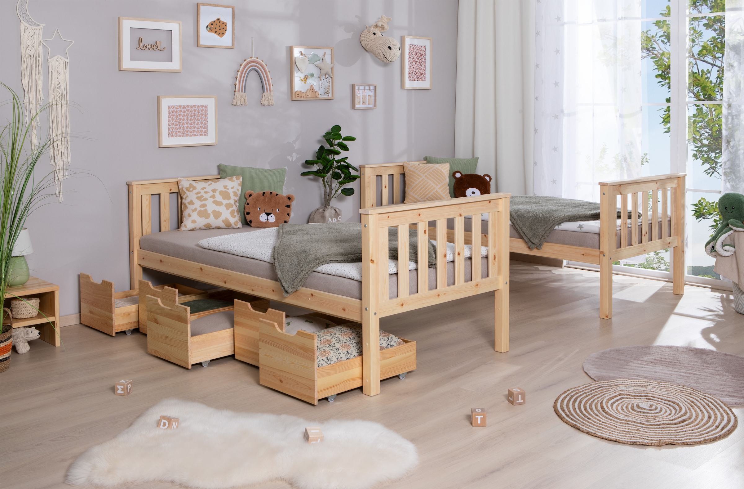 Ticaa Etagenbett »Sammy«, (90x200cm), mit Stauraum, umbaubar zu 2 Einzelbetten, Rollrost, Massivholz