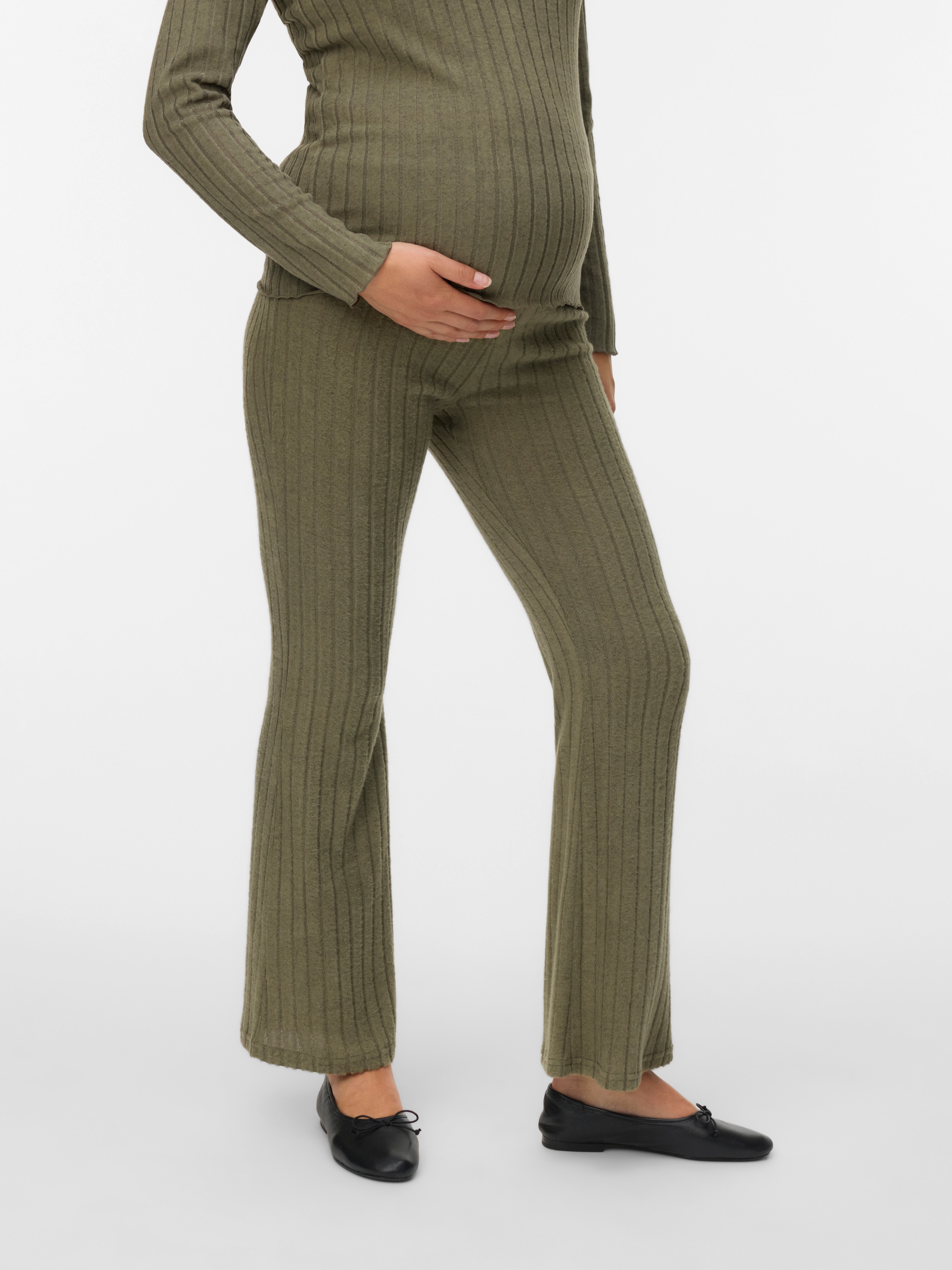 Image of Mamalicious Stretch-Umstandshose "MLFELIZIA FLARED JRS PANTS HW NOOS"