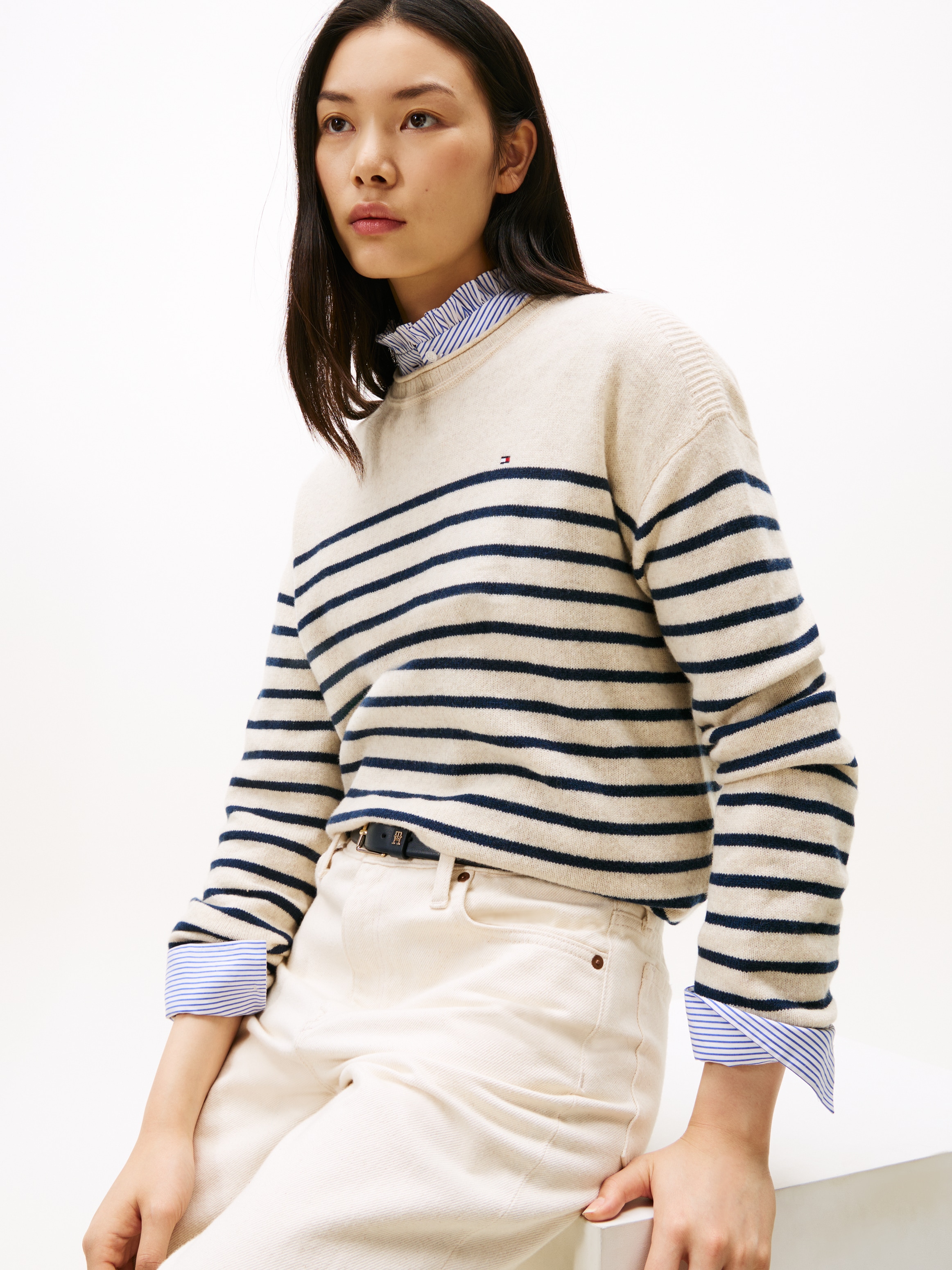 Tommy Hilfiger Strickpullover »SOFT WOOL RLXD C-NK LS SWT« aus reiner Wolle