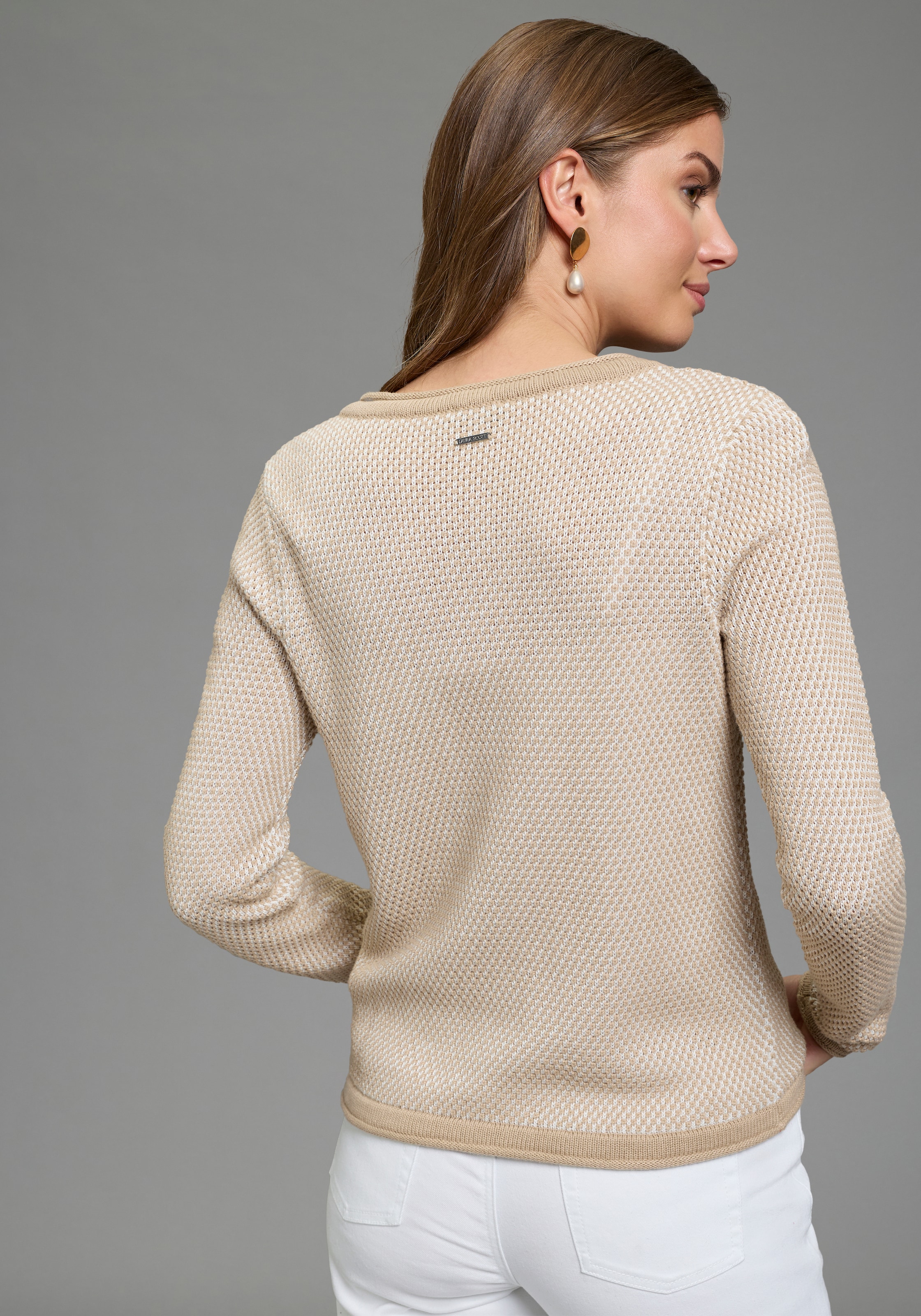 Laura Scott Strickjacke leichter Übergangsstrick mit moderner Struktur und Knopfleiste