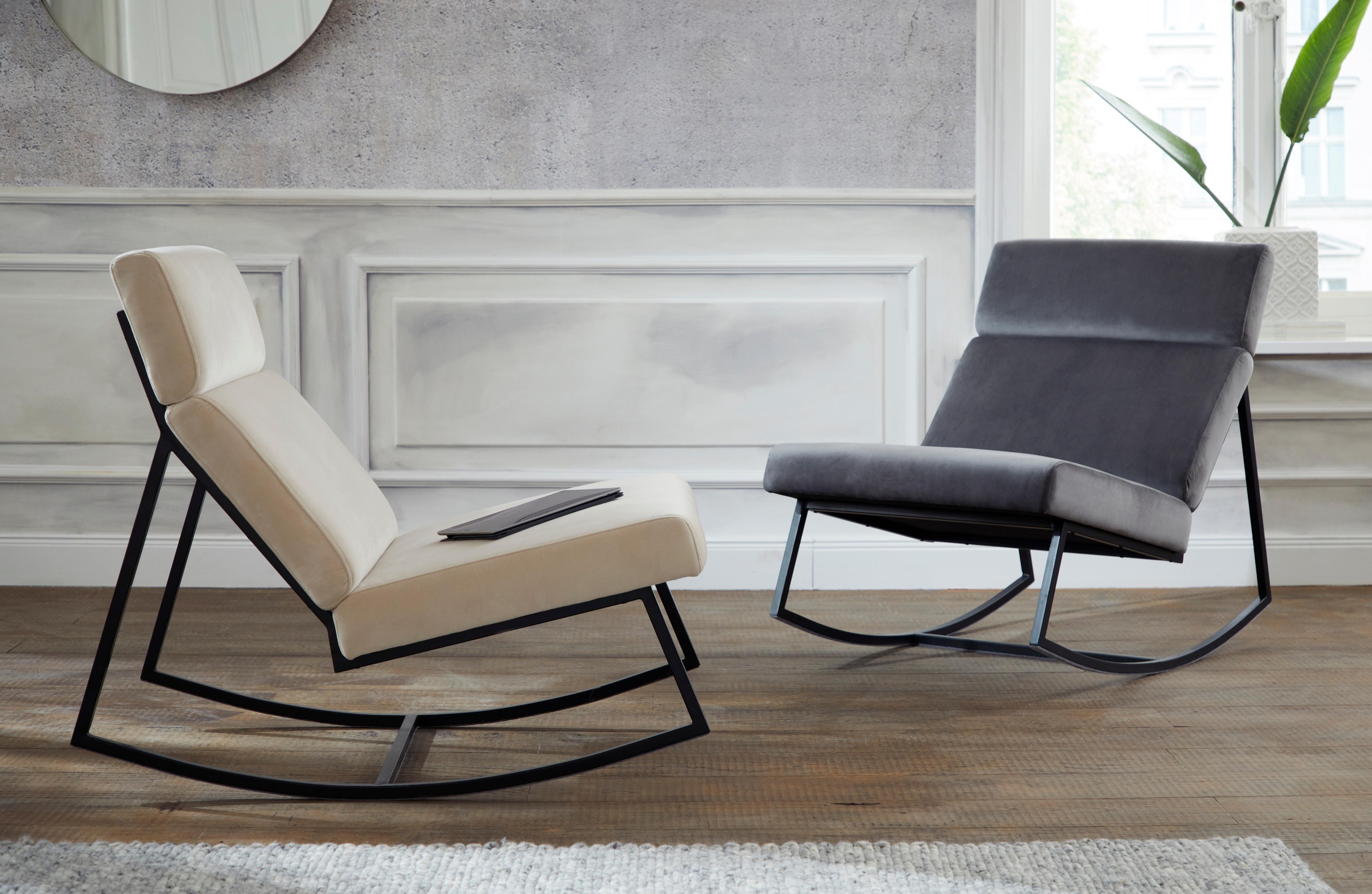 Image of Guido Maria Kretschmer Home&Living Schaukelstuhl »Soel«, Samtoptik, mit modernen Metallgestell und weichem Samtvelours Bezug bei Ackermann Versand Schweiz