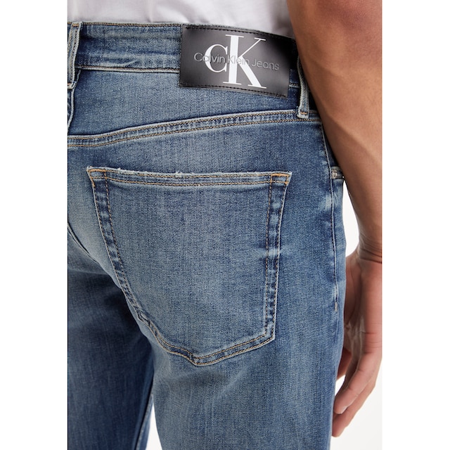 Calvin Klein Jeans Tapered-fit-Jeans »SLIM TAPER«, mit Calvin Klein Leder- Badge versandkostenfrei auf