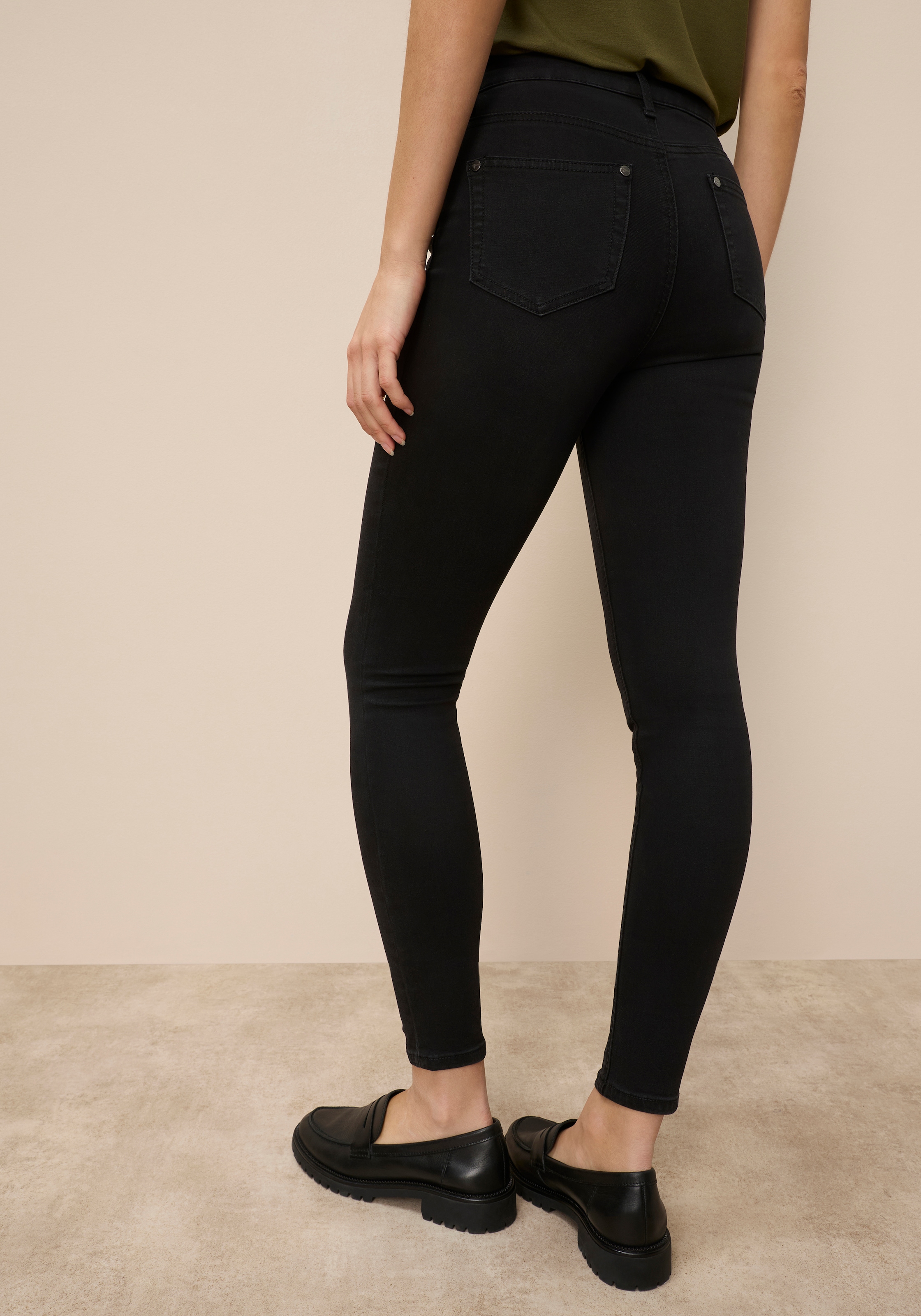 Tamaris Jeans taille haute Skinny Fit,  modischer Ankle Cut,  mit Gürtelschlaufen