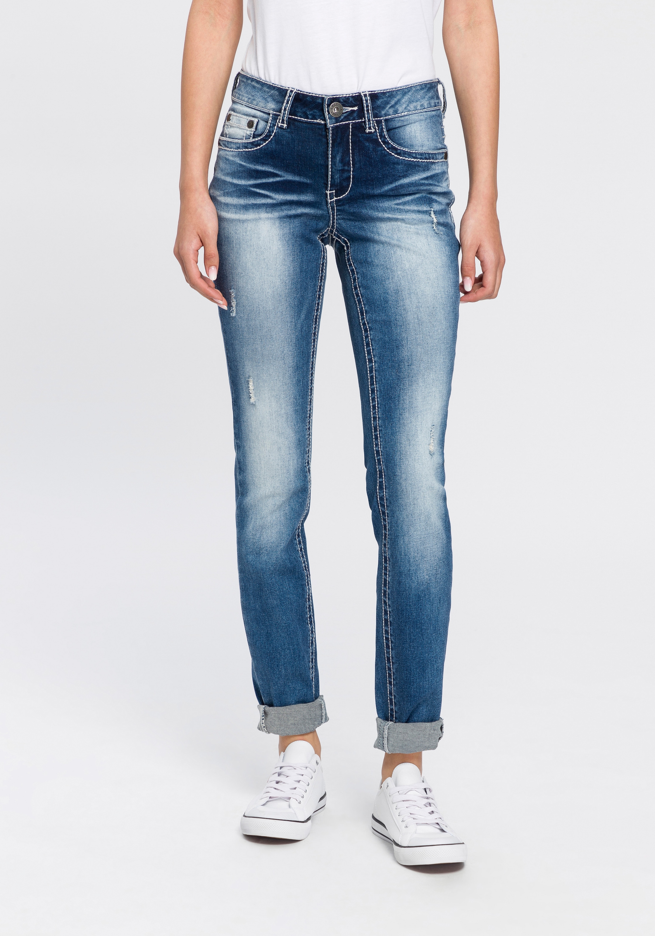 ♕ »mit und Pattentaschen«, Skinny-fit-Jeans Low versandkostenfrei kaufen Kontrastnähten Arizona Waist