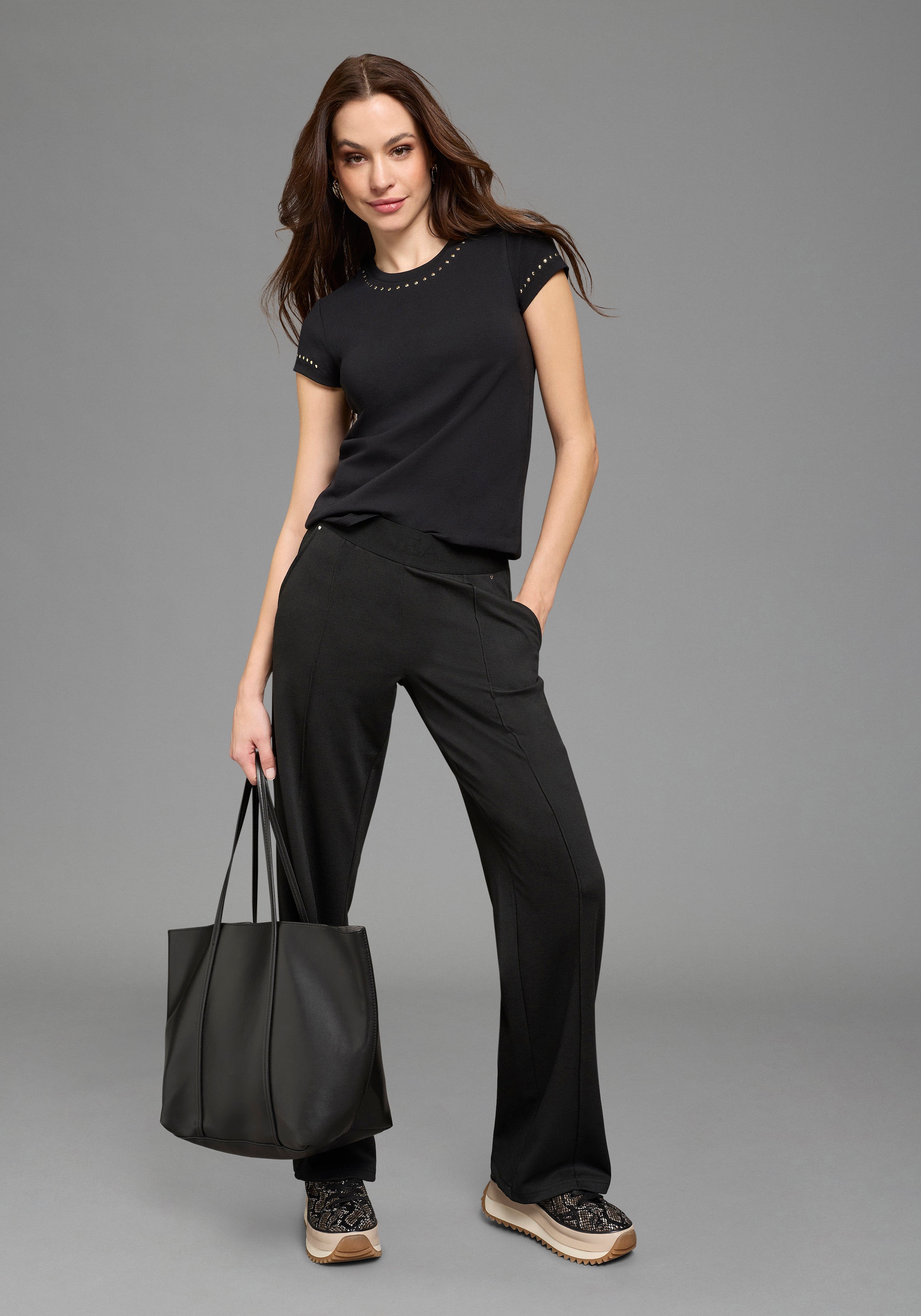 Bruno Banani Pantalon en jersey  in Anzug-Optik, moderner Wideleg-Shape, geprägtes Logo-Bündchen