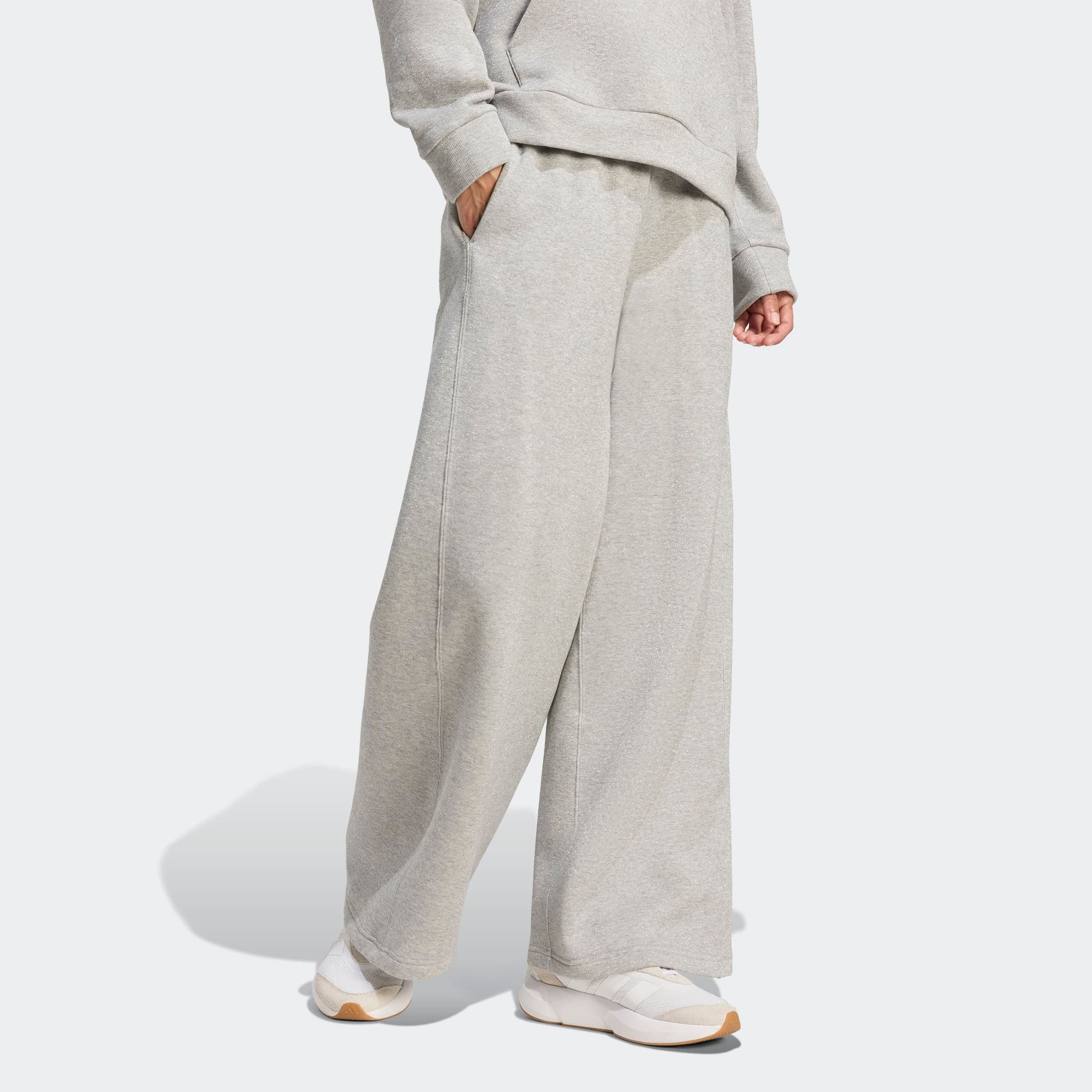 Image of adidas Sportswear Sporthose "ALL SZN HOLIDAY GLITTER FLEECE LOOSE"