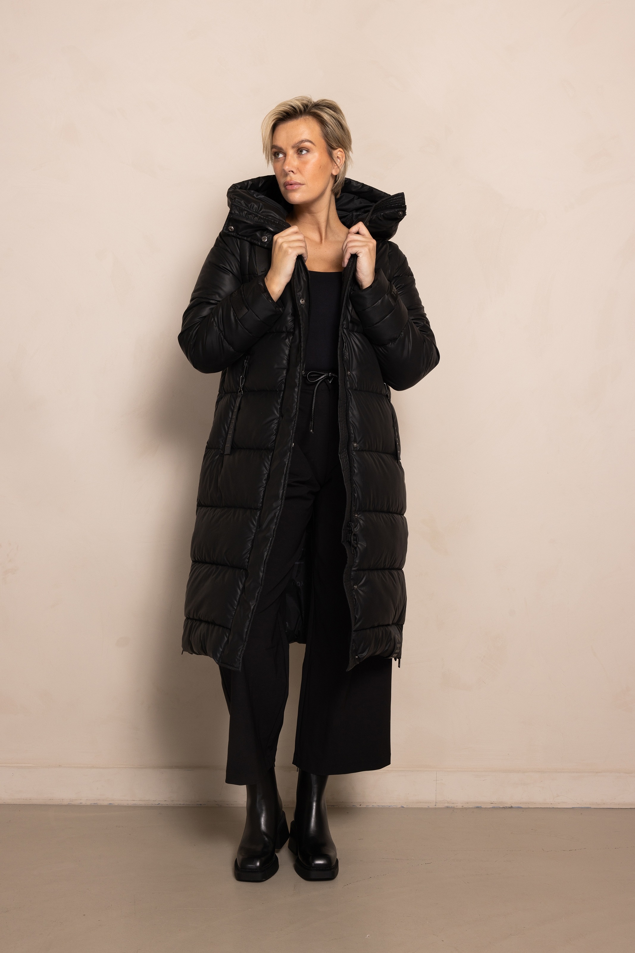 Zhrill Langjacke »ZHISI MAX NEW«, mit Kapuze, gesteppt, mit Kapuze