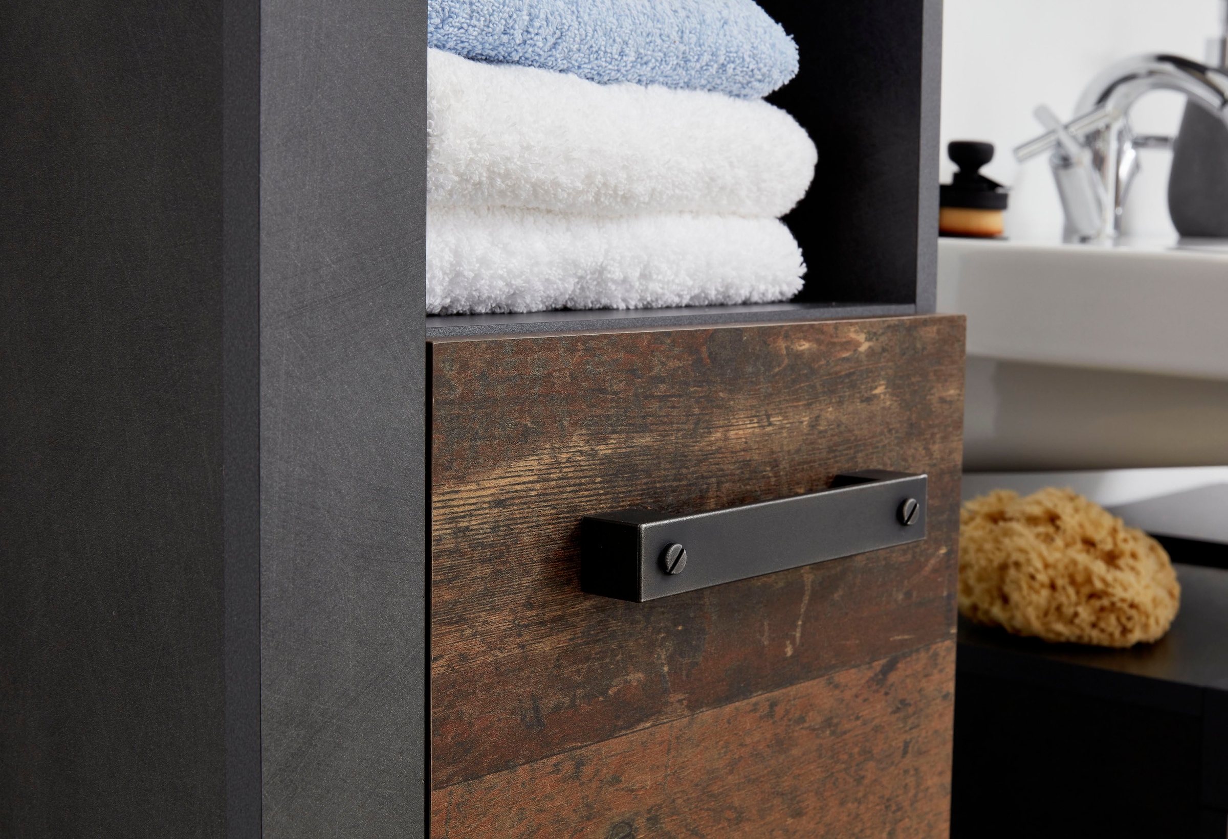 INOSIGN Armoire basse »Ilana« Badschrank im modernen Industrial Style - Masse (B/T/H) 36/31/81 cm