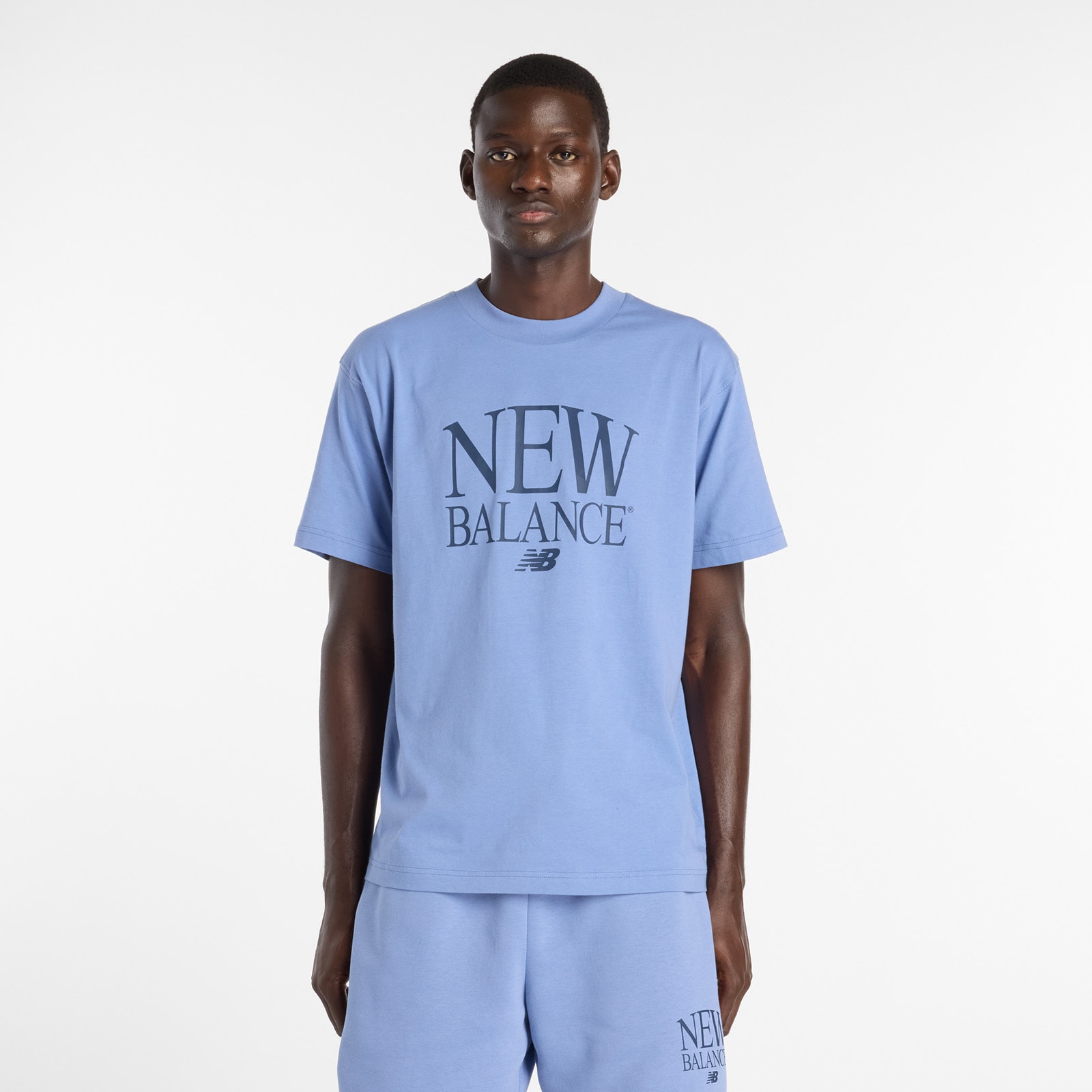 Image of New Balance T-Shirt für Jugendliche, Kurzarm, mit modernem Print