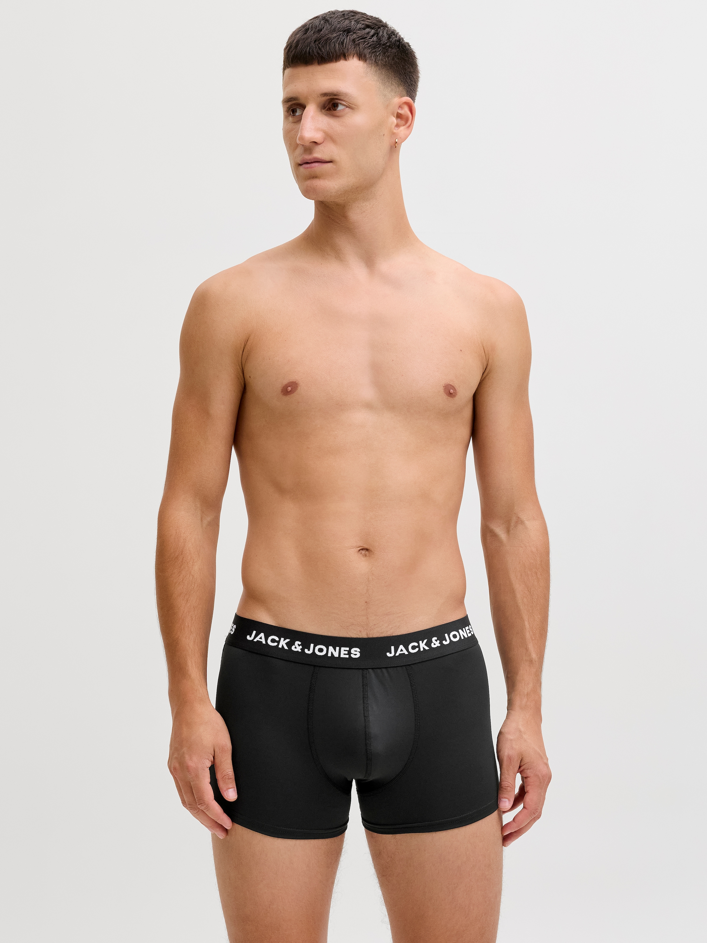 Jack & Jones Boxers »JACBASE Microfiber mit Gummibund, perfekter Passform, im 3er-Pack«, 3 cuis eng anliegend, Single Jersey, Polyester