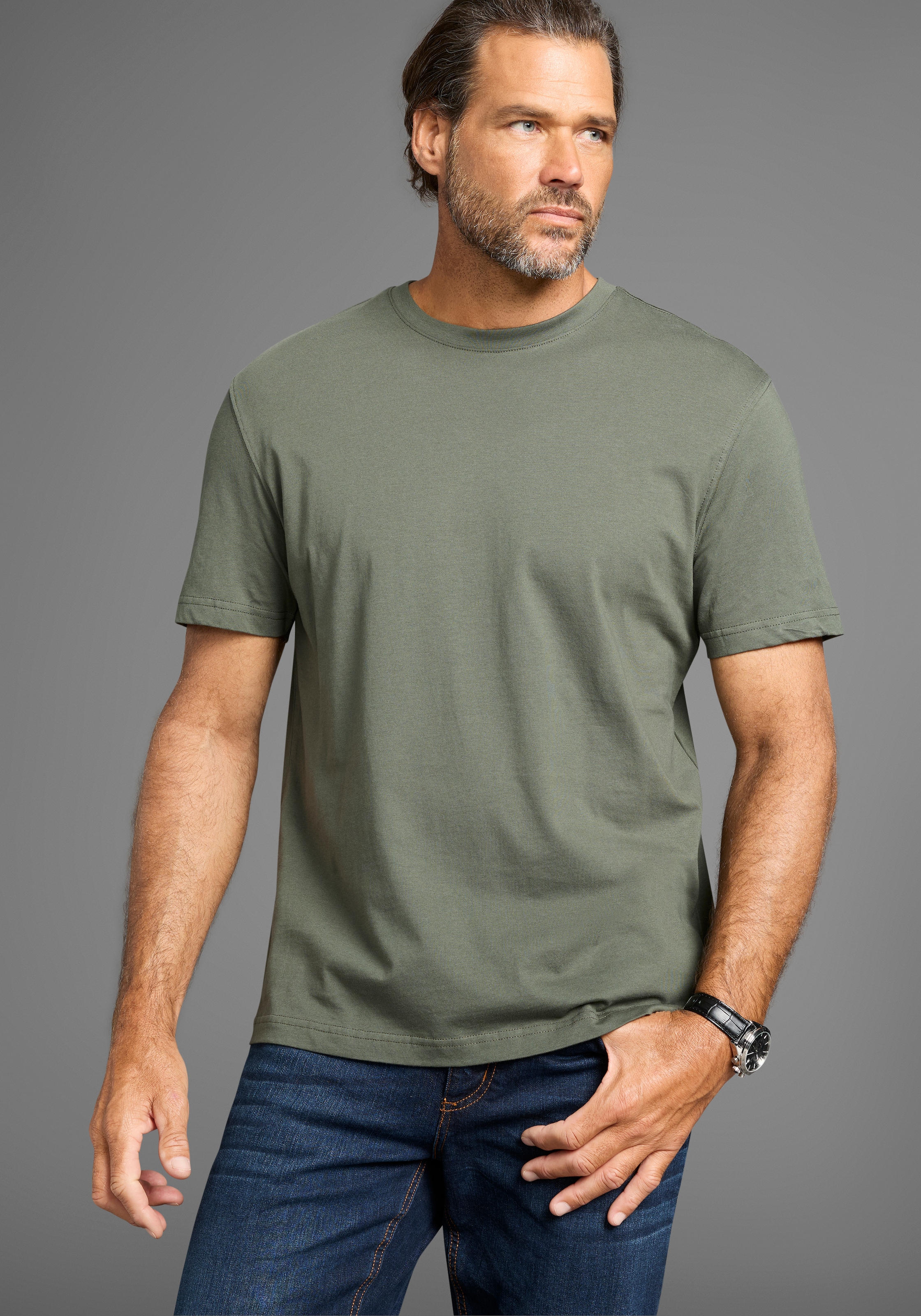 Man's World Rundhalsshirt, (5er-Pack), Kurzarm, Regular Fit, unifarben, Rundhals, aus Baumwolle