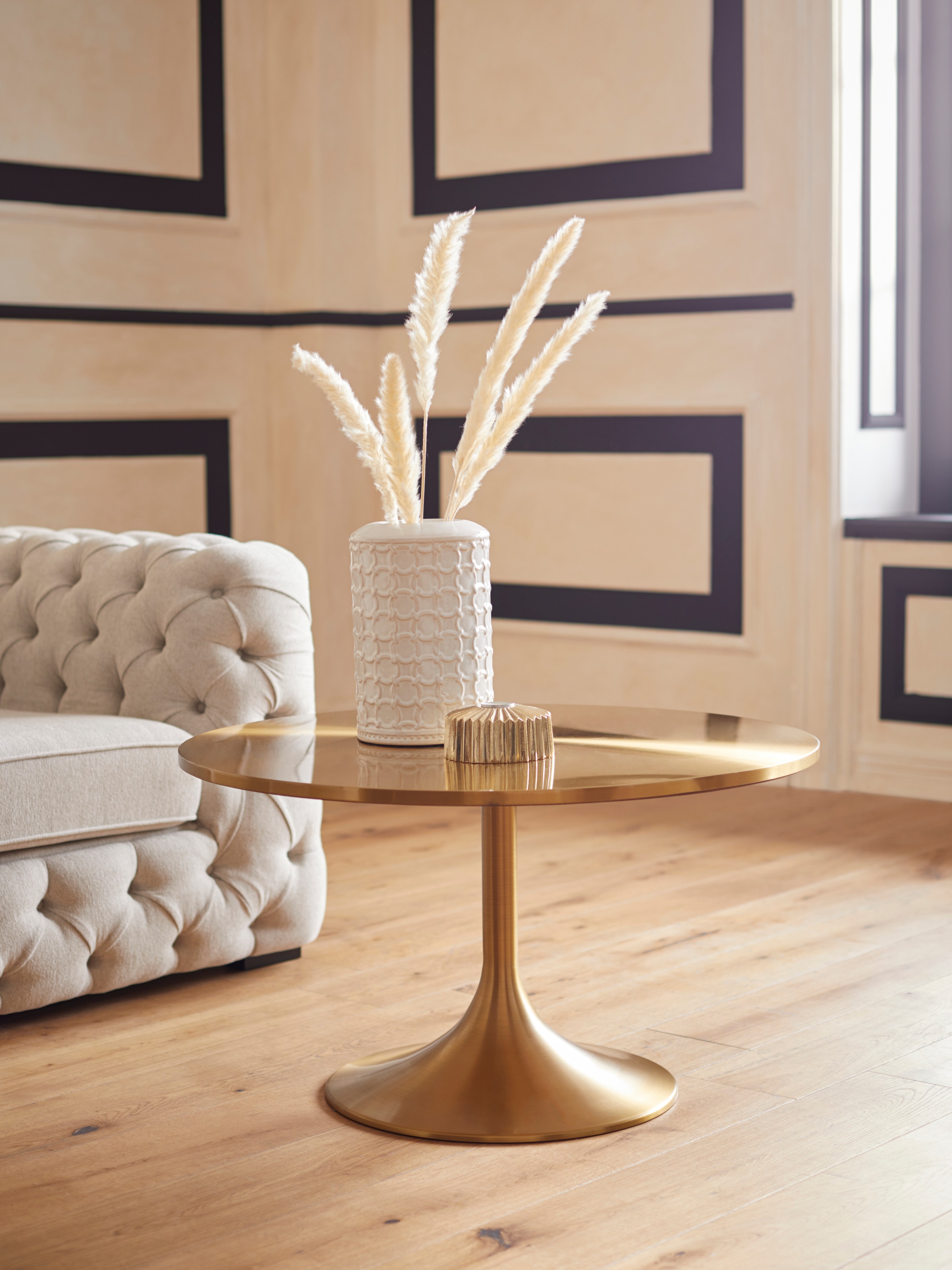 Image of Guido Maria Kretschmer Home&Living Couchtisch »Goldfarbenless«, 1,8 cm starke Tischplatte aus Edelstahl, rund bei Ackermann Versand Schweiz