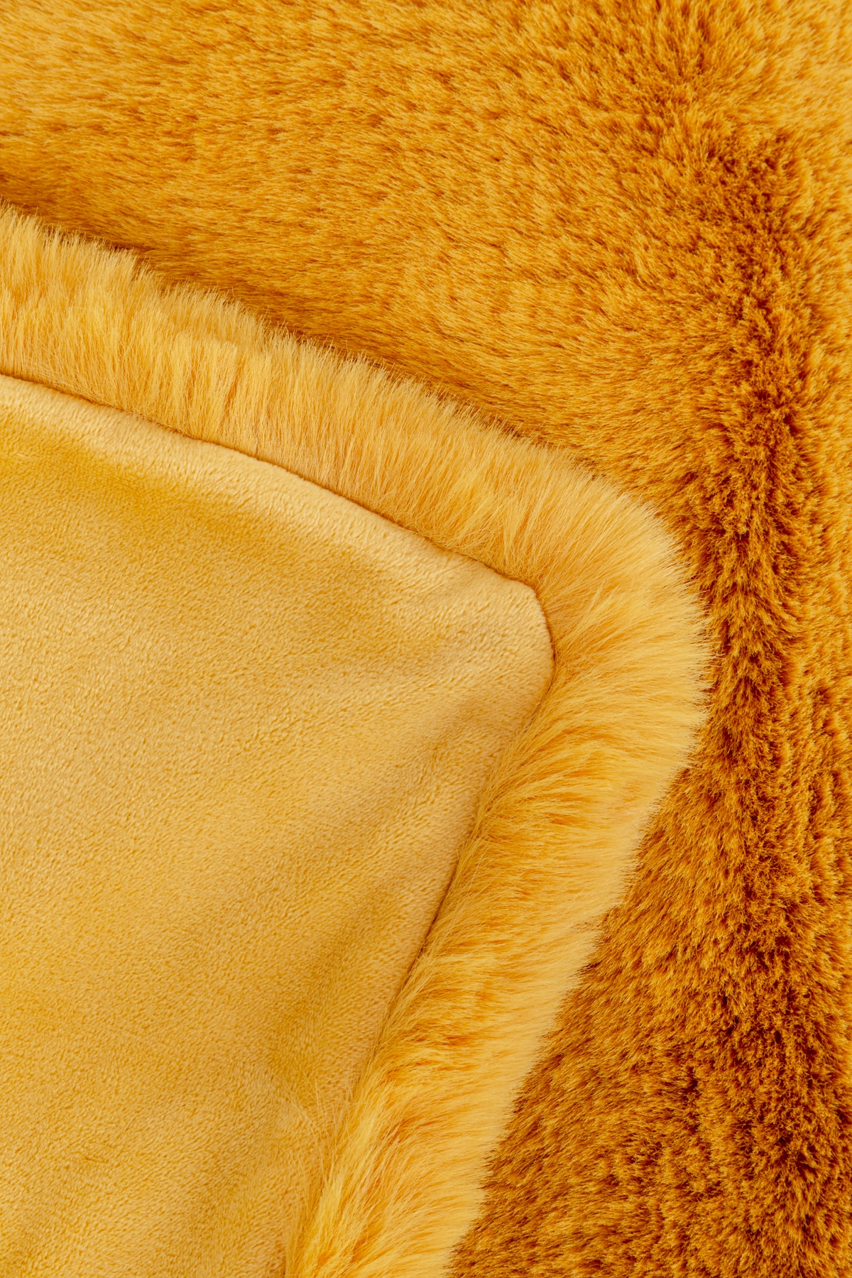 Kare Design Couvre-lit »Wohndecke Mika, Kunstfelldecke, 150x200 cm« flauschig und warm