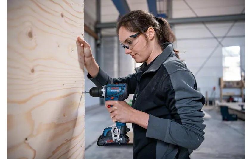 Bosch Professional Akku-Bohrschrauber »GSR 18 V-90 C« Set,  Mit 2 Akkus und 1 Ladegerät