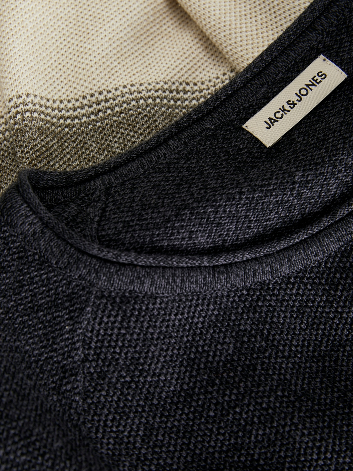 Jack & Jones Rundhalspullover »JJEHILL KNIT CREW NECK NOOS«, aus Strukturstrick