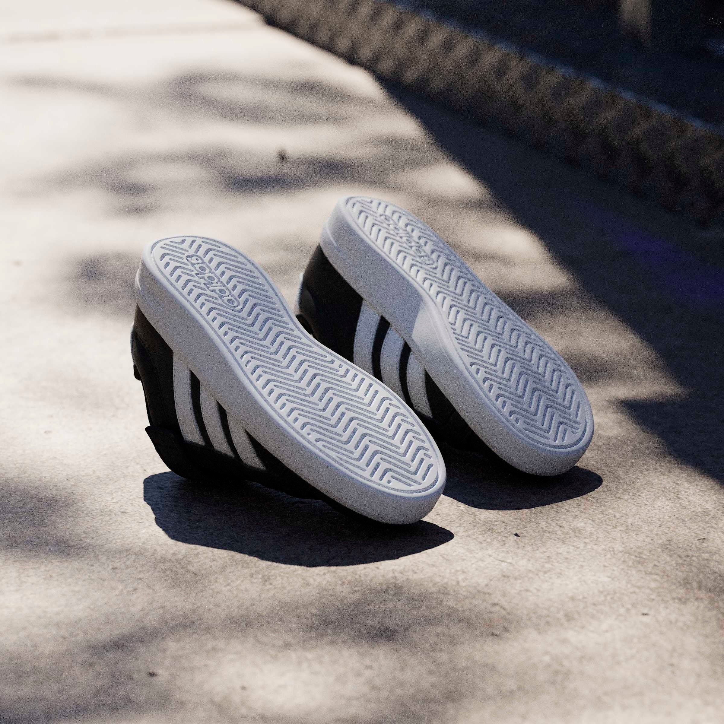 adidas Sportswear Sneakers »GRAND COURT 3.0  FÜR KINDER«  avec fermeture à scratch, pour enfants
